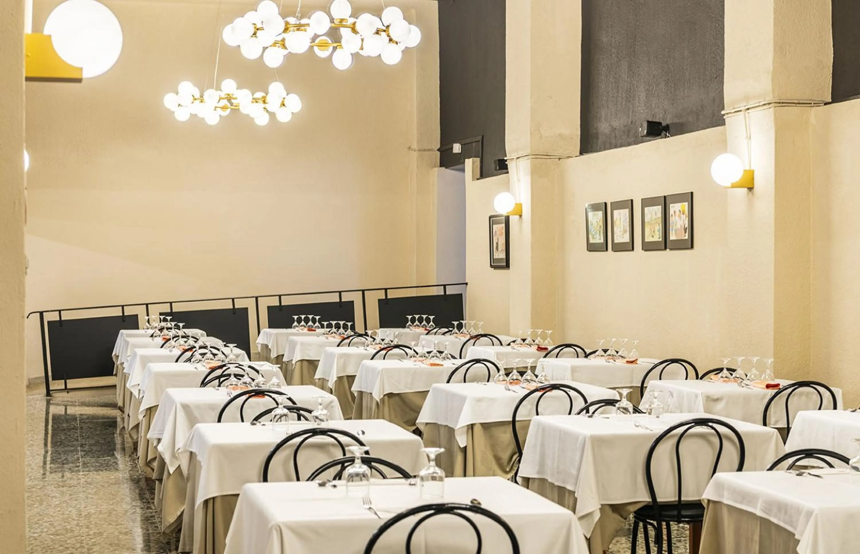 Restaurant/places to eat in Hotel Guitart Rosa - Adults Only