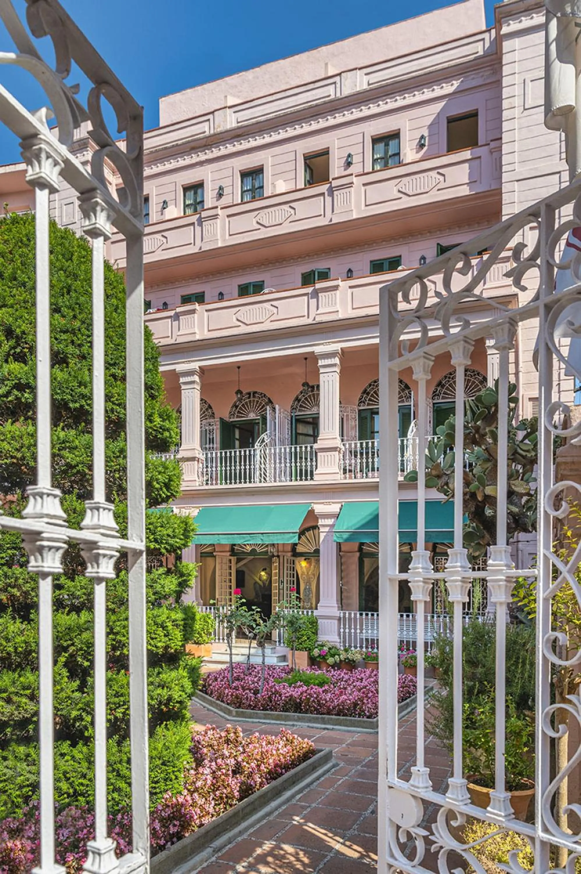 Property building in Hotel Guitart Rosa - Adults Only