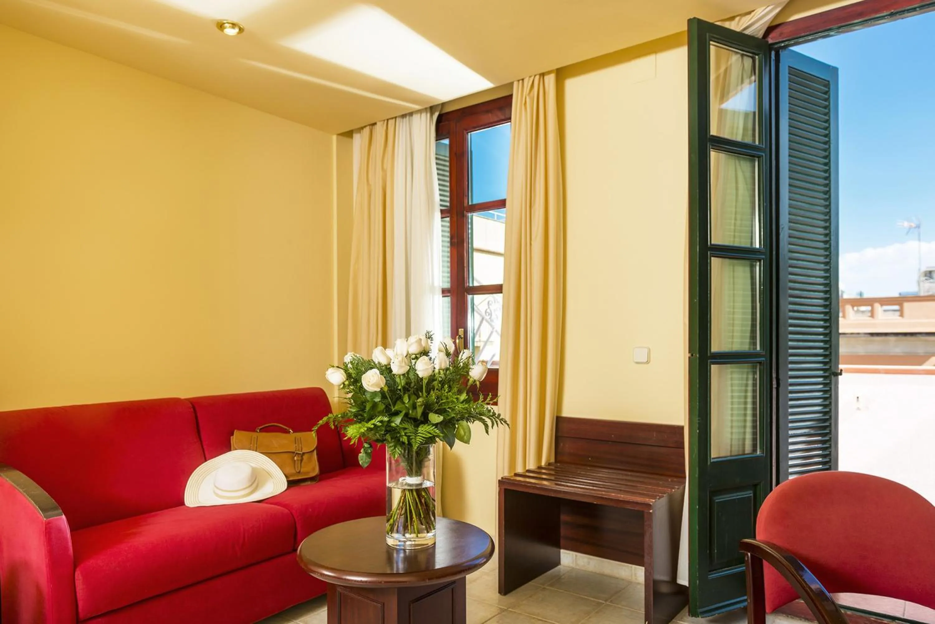 Seating area in Hotel Guitart Rosa - Adults Only