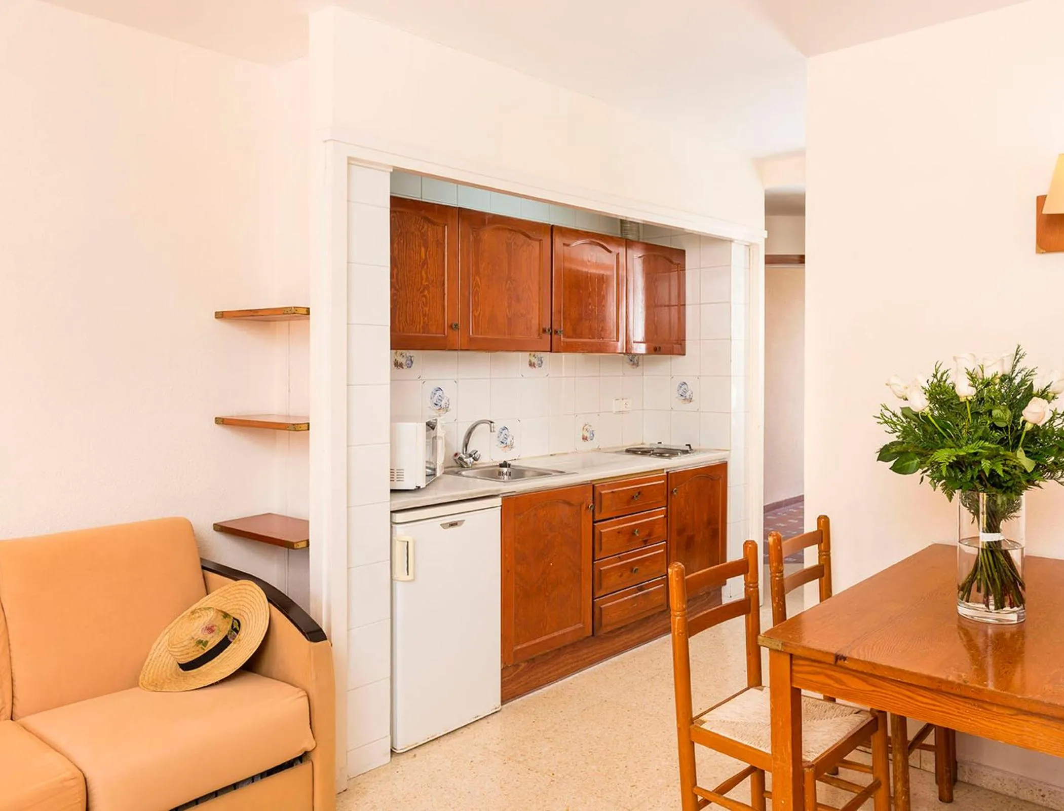 Kitchen or kitchenette in Apartamentos Guitart