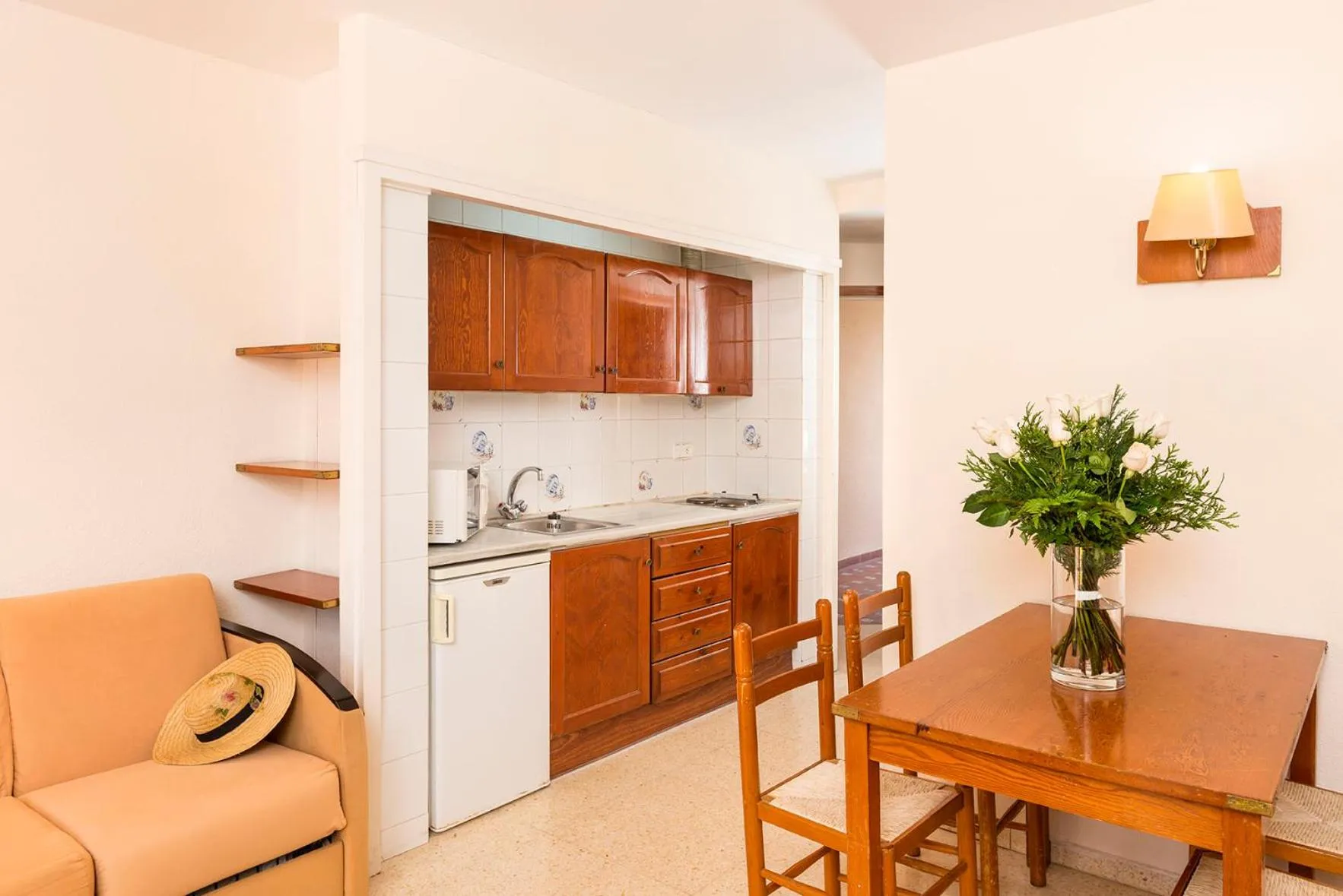 Kitchen or kitchenette in Apartamentos Guitart