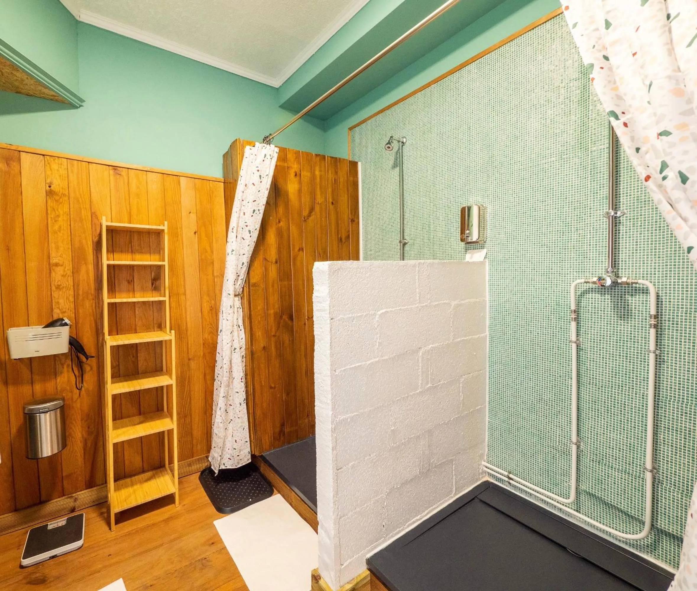 Bathroom in Eau Berges