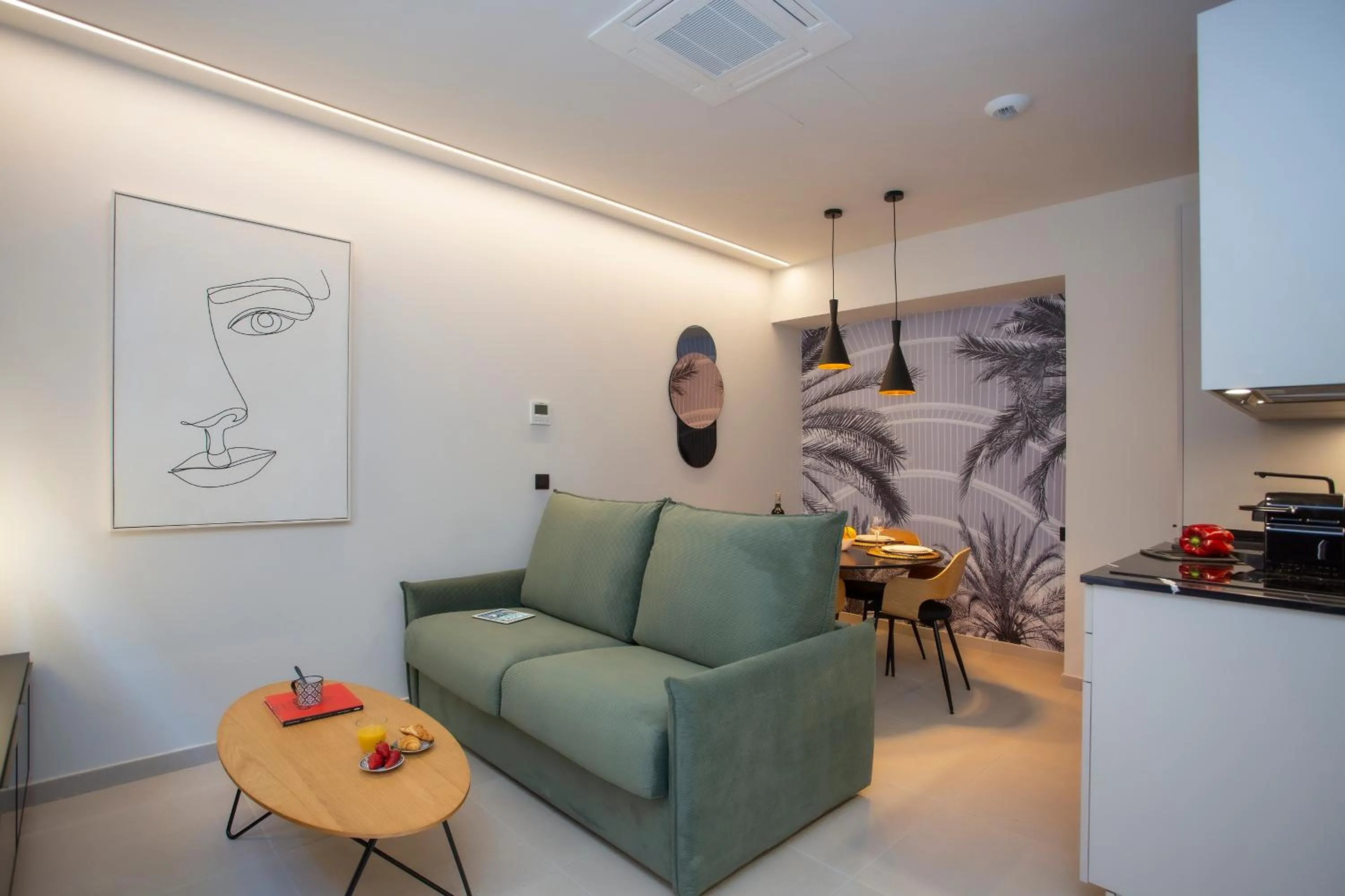 Neobeds - Stylish modern 1BR Apt Near Old Town & Steps from Turia Park