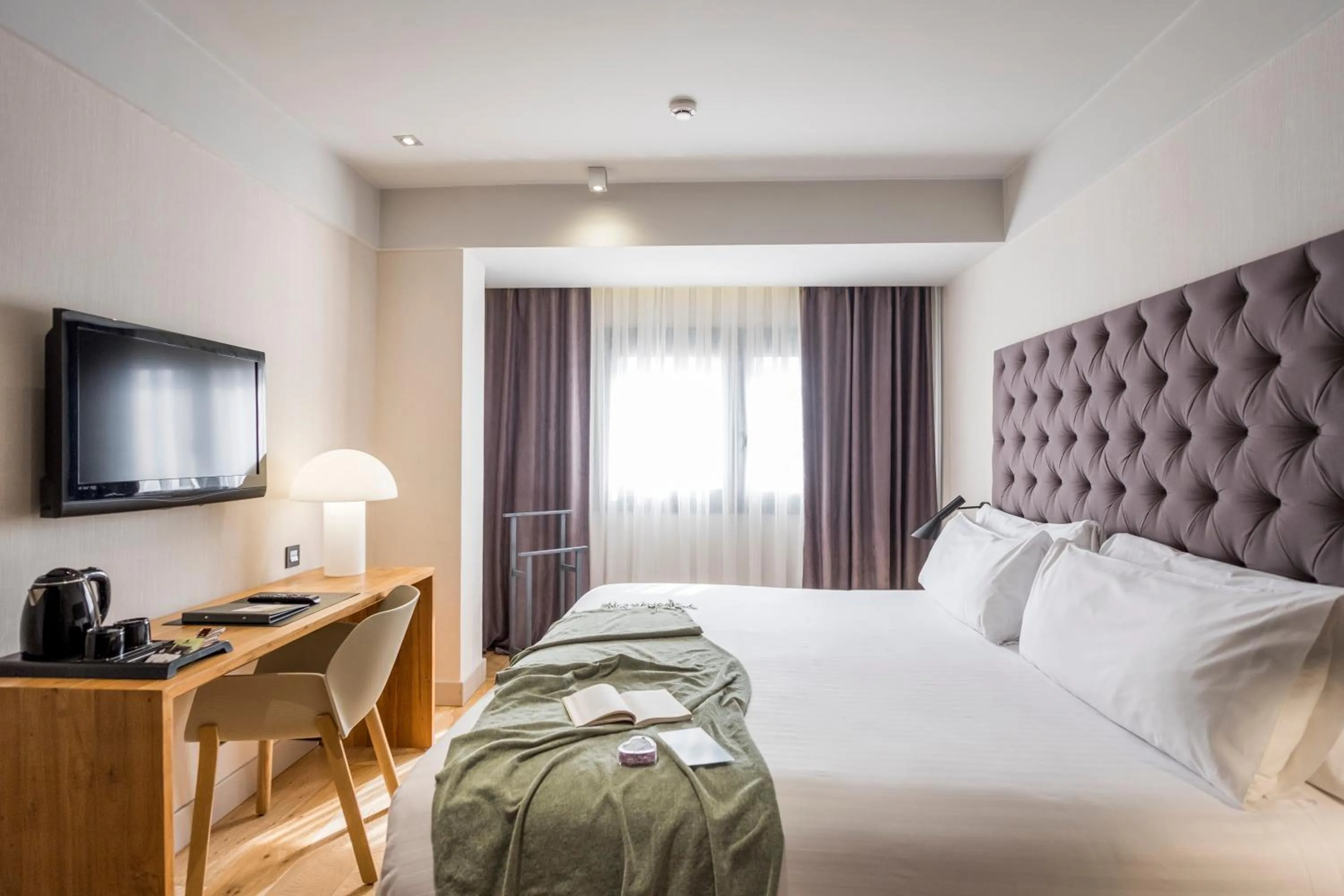 Bedroom, Bed in Zenit Abeba