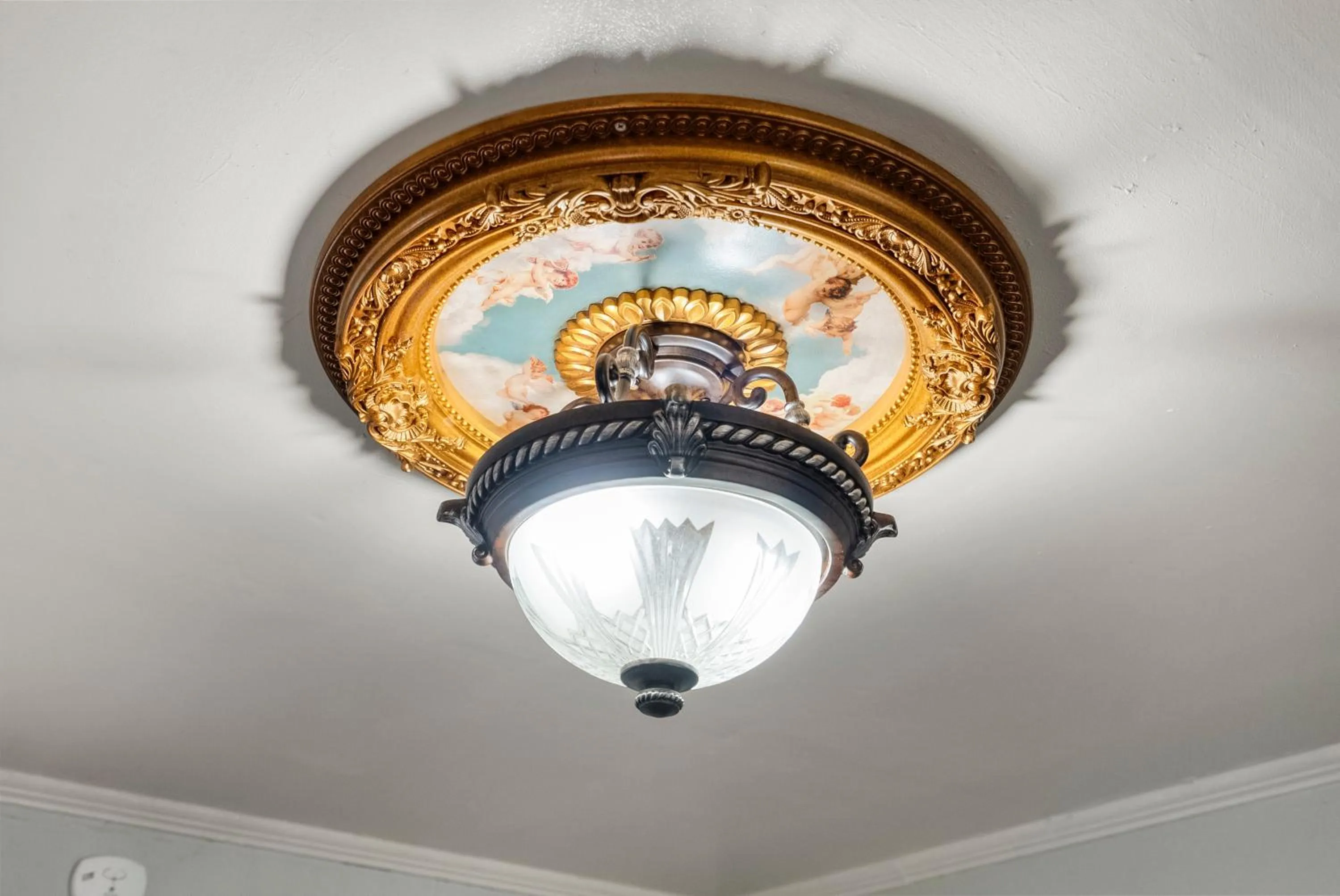 Decorative detail in THE NEW STAR MOTEL - 1950s Extended-Stay Lodging and Retreat Center