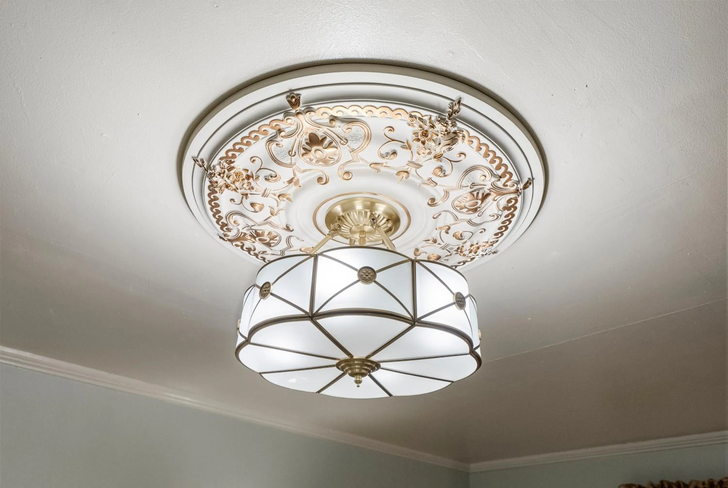 Decorative detail in THE NEW STAR MOTEL - 1950s Extended-Stay Lodging and Retreat Center