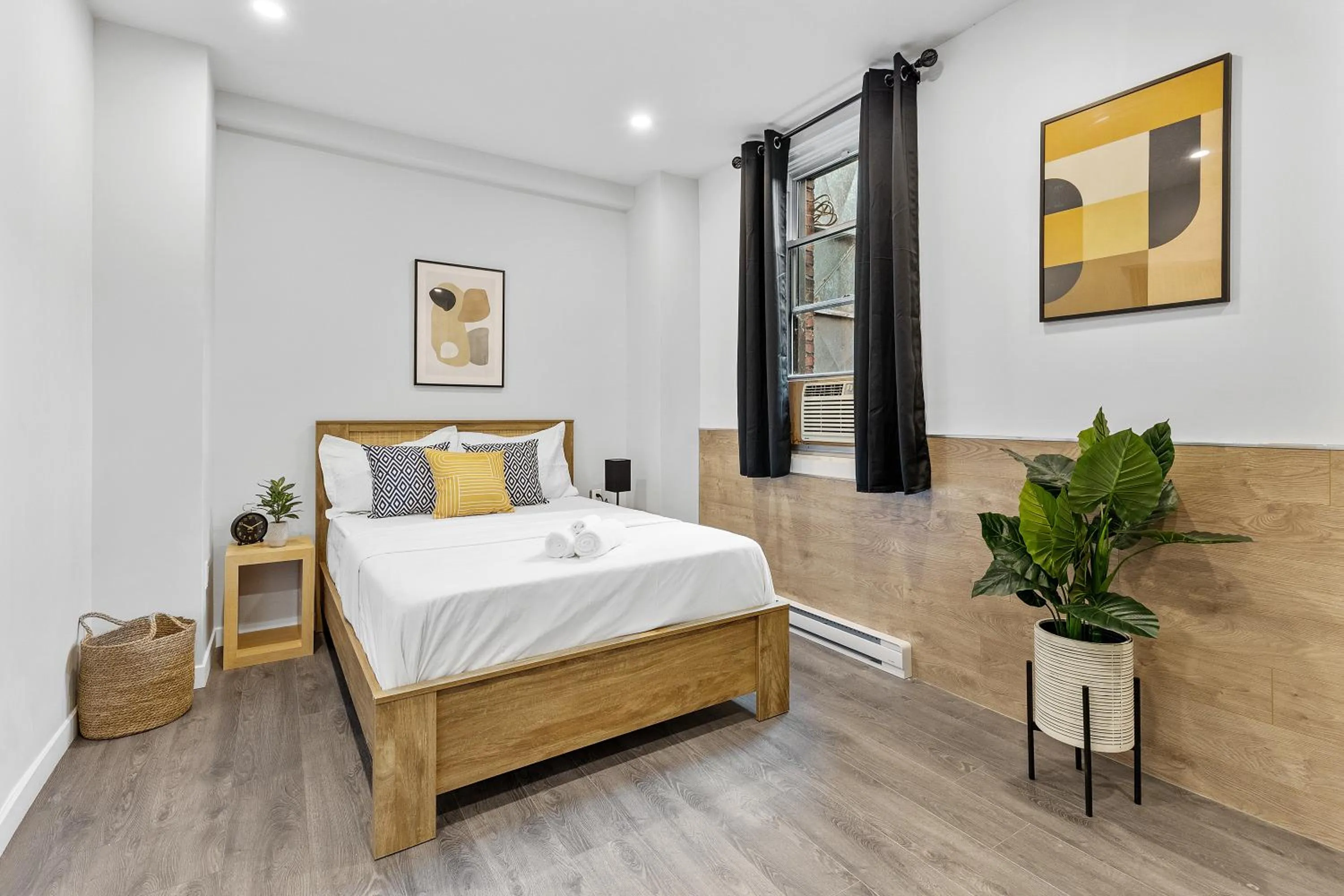 Bed in Le Sand & Stone Hotel