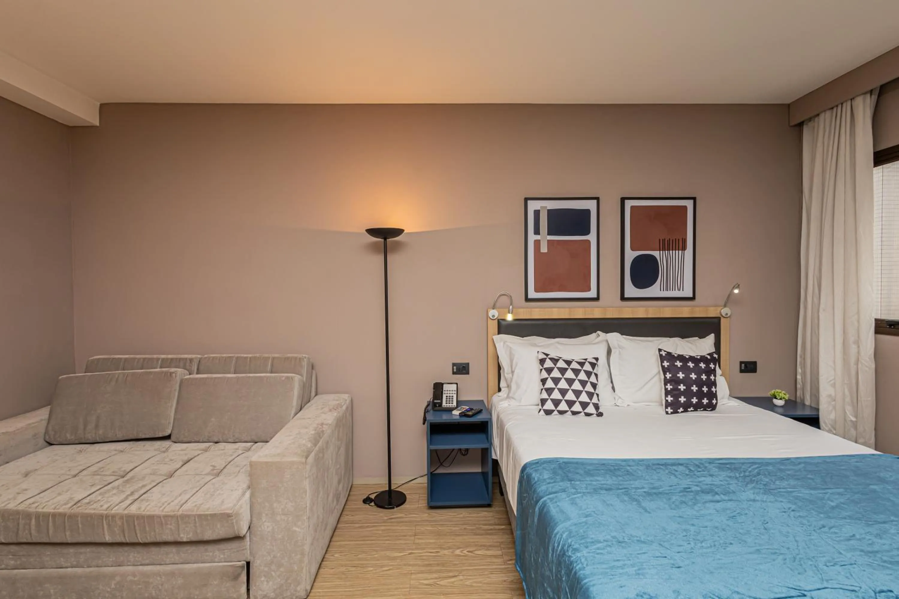 Bed in APS - Alpha Stay By Anora Spaces