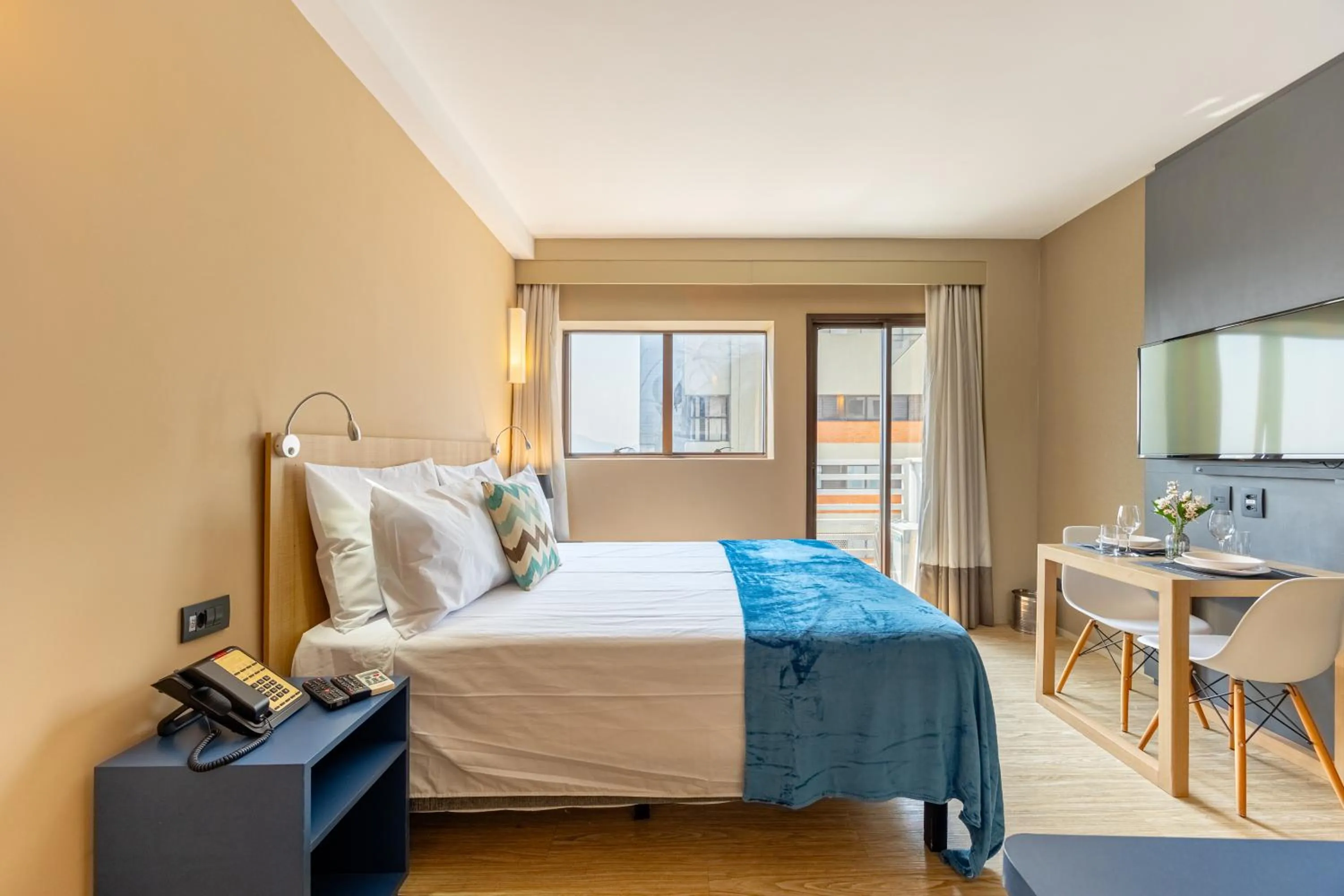 Bed in APS - Alpha Stay By Anora Spaces