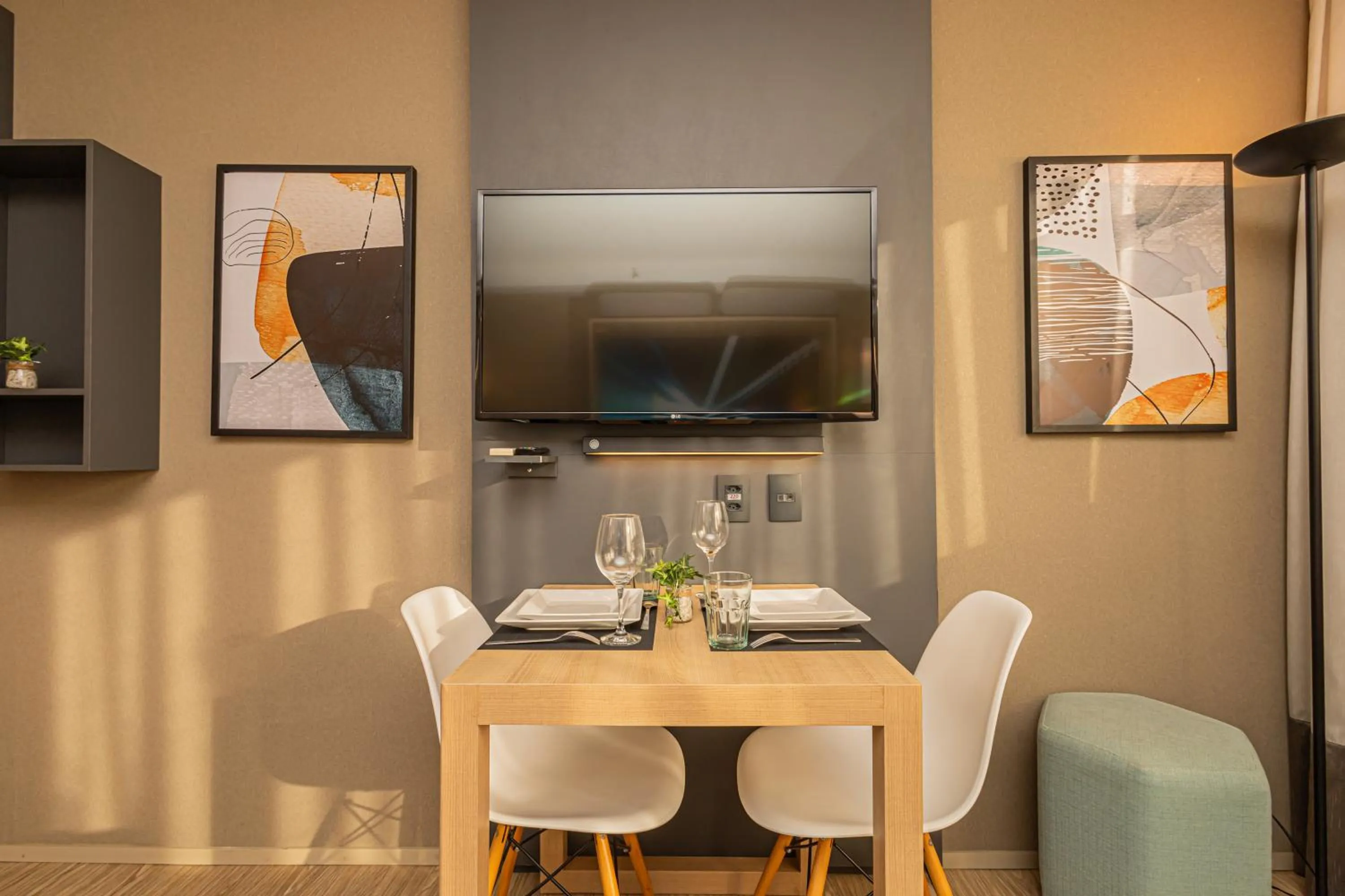 TV and multimedia in APS - Alpha Stay By Anora Spaces