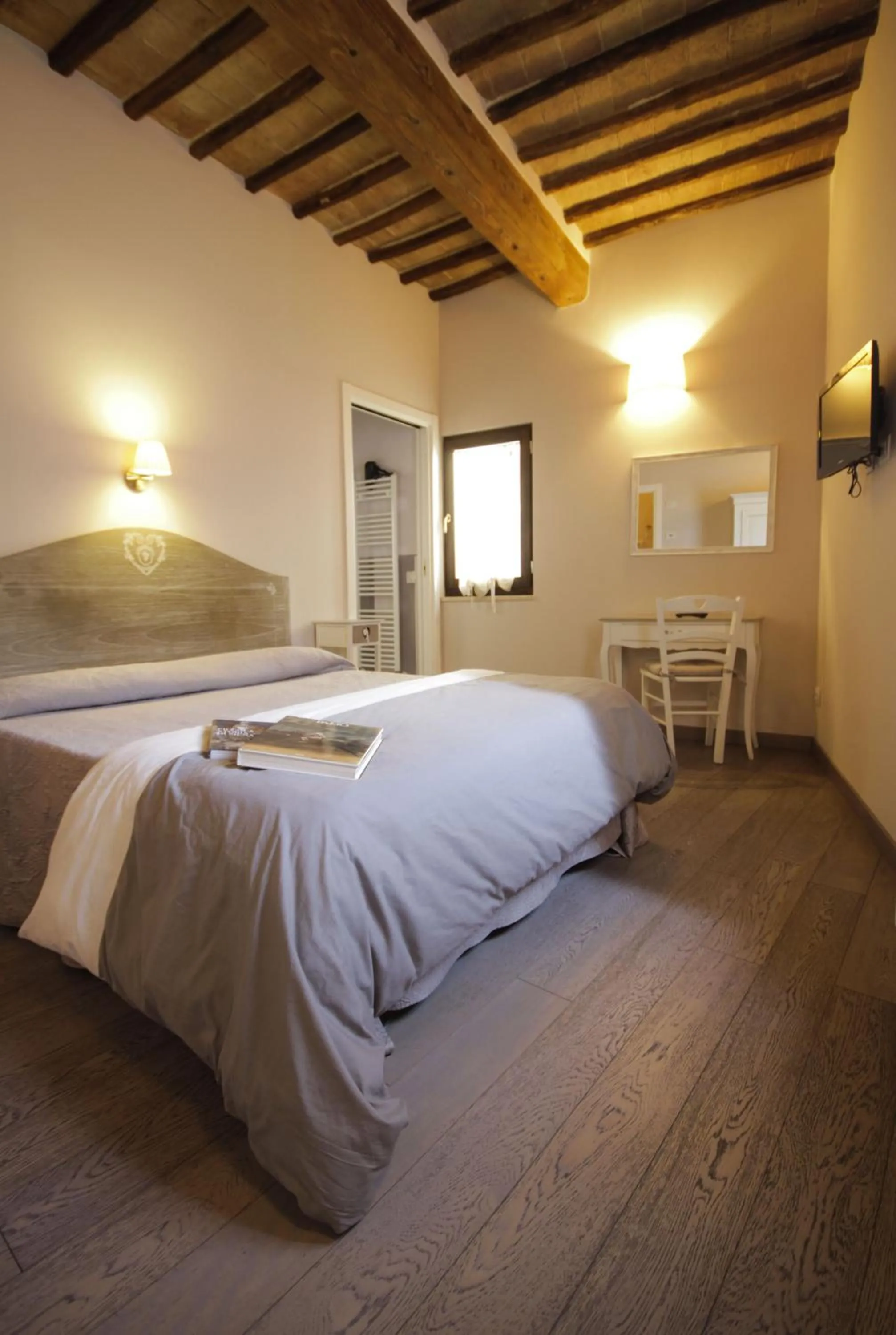 Photo of the whole room, Bed in B&B Il Senesino
