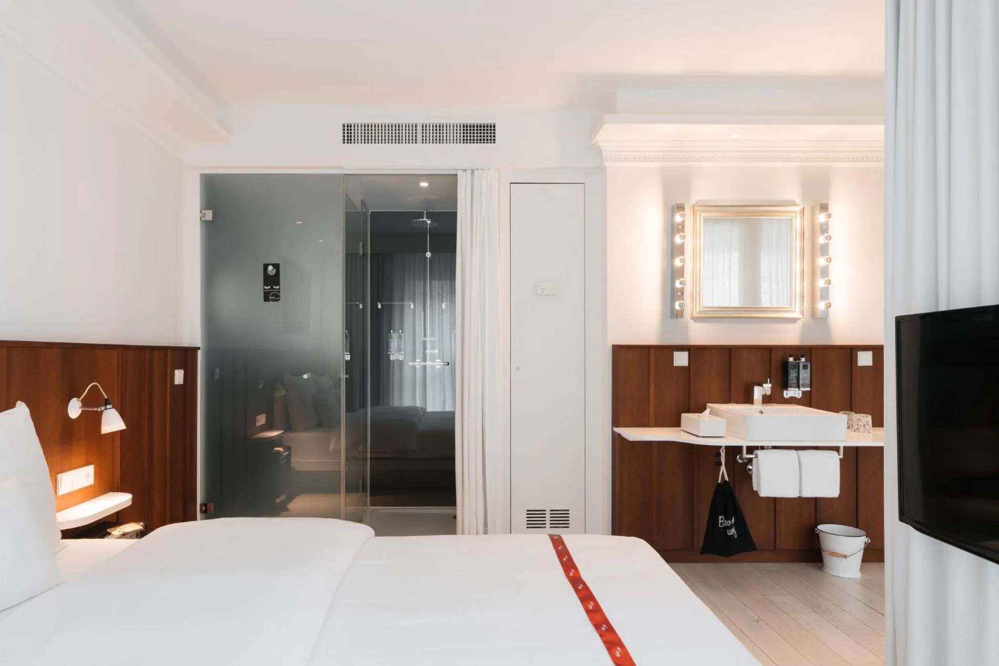 Photo of the whole room, Bed in Ruby Sofie Hotel Vienna