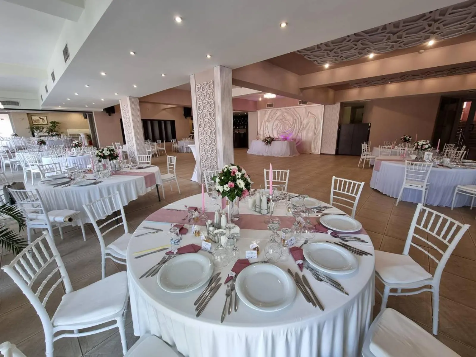 Restaurant/places to eat in Teodora Palace Hotel