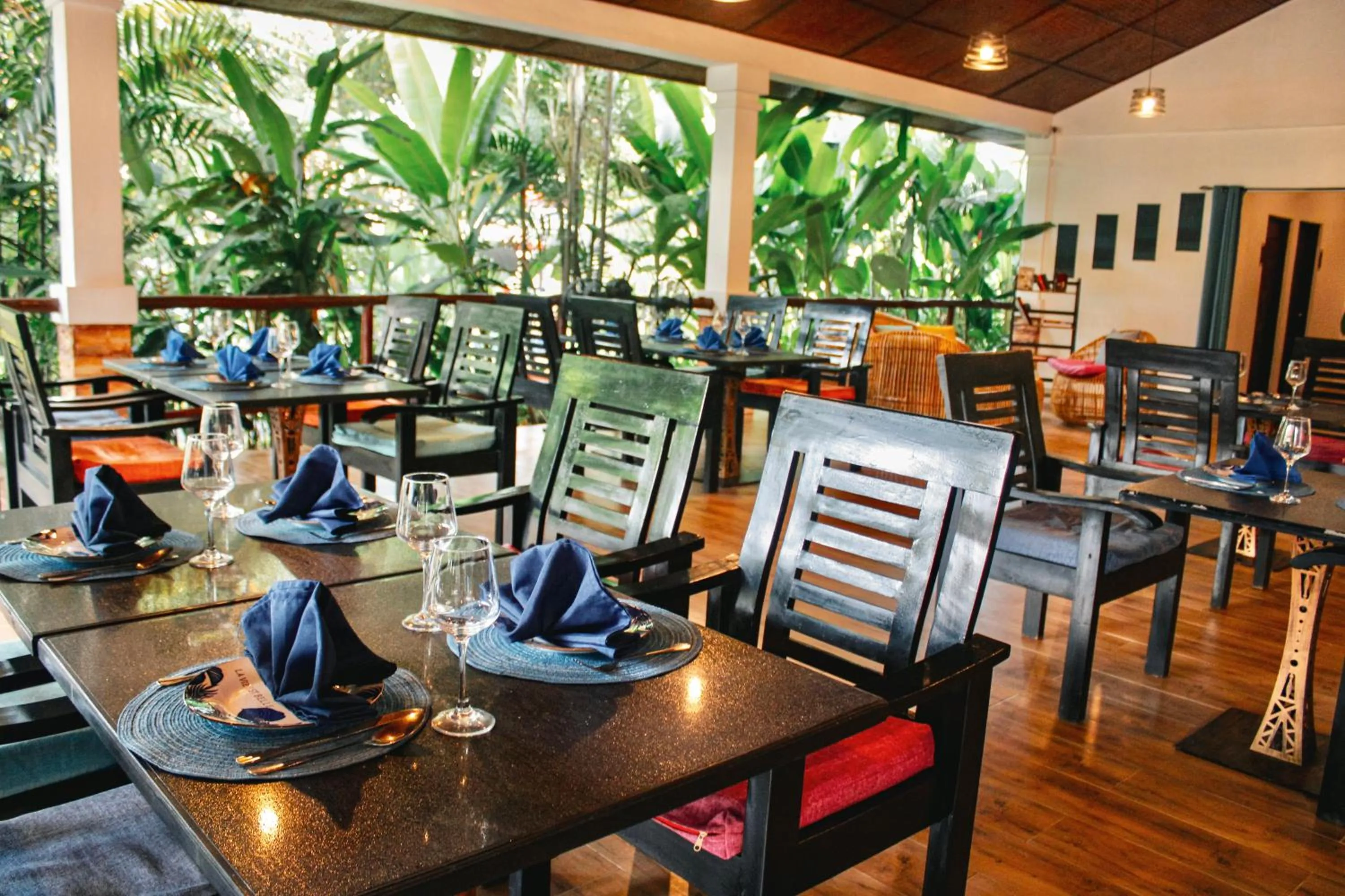 Restaurant/places to eat in Carpe Diem Villas & Resort Dive & Stay resort
