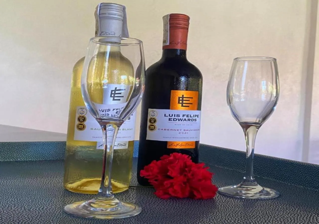 Drinks in Carpe Diem Villas & Resort Dive & Stay resort