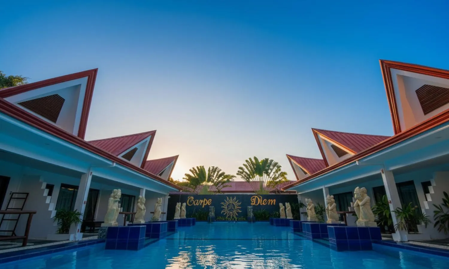 Swimming pool in Carpe Diem Villas & Resort Dive & Stay resort