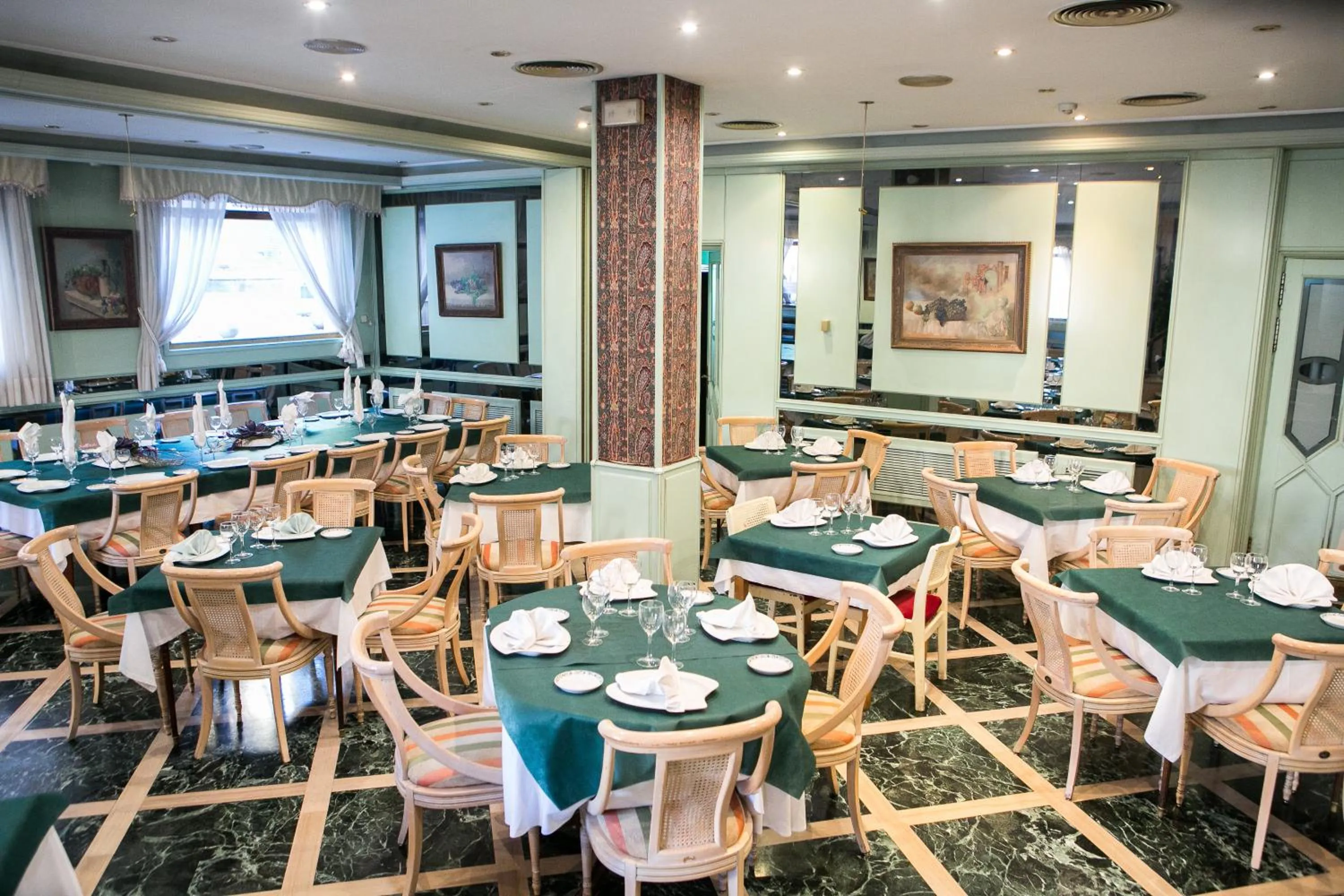 Banquet/Function facilities in Hotel Tibur