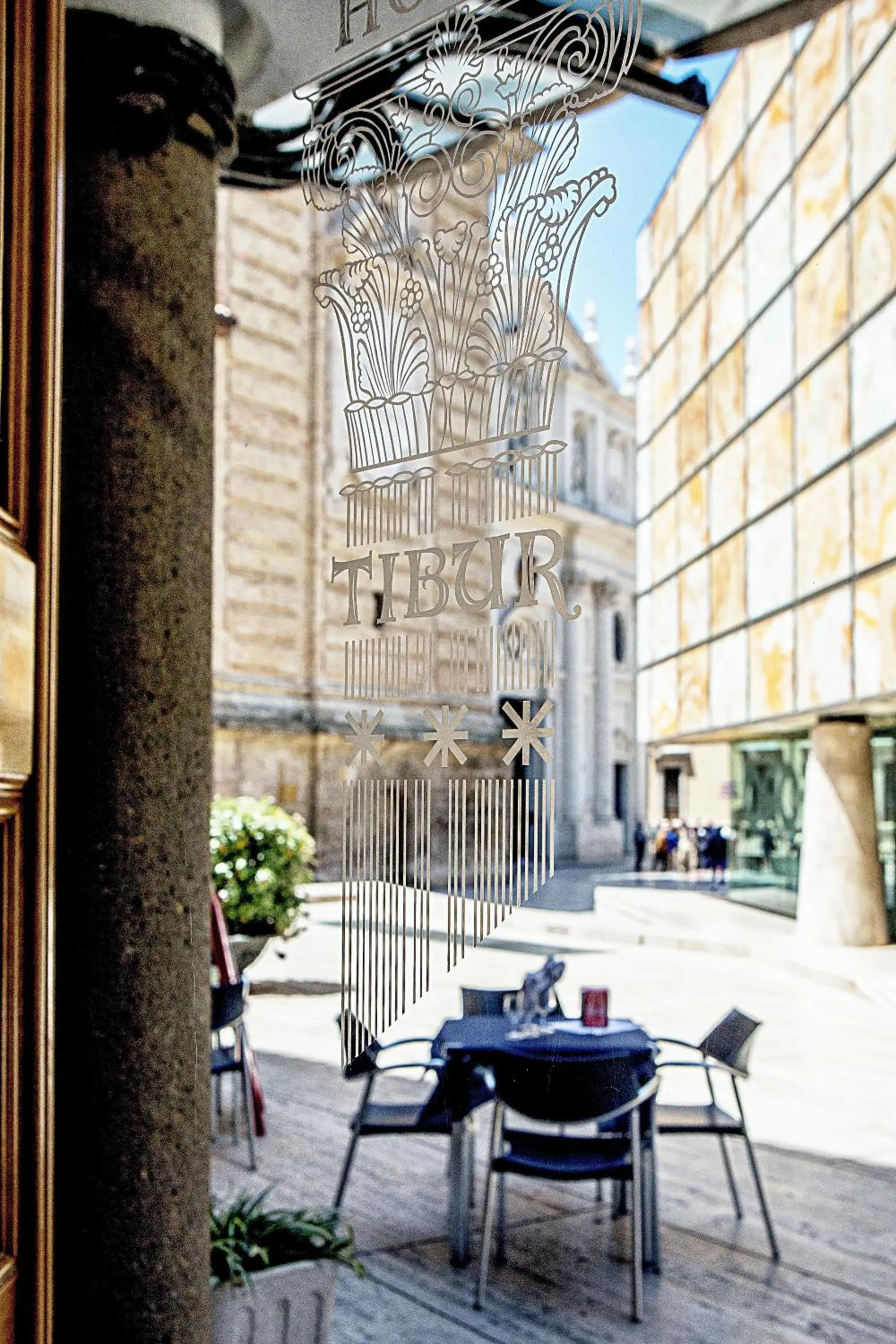 Nearby landmark in Hotel Tibur