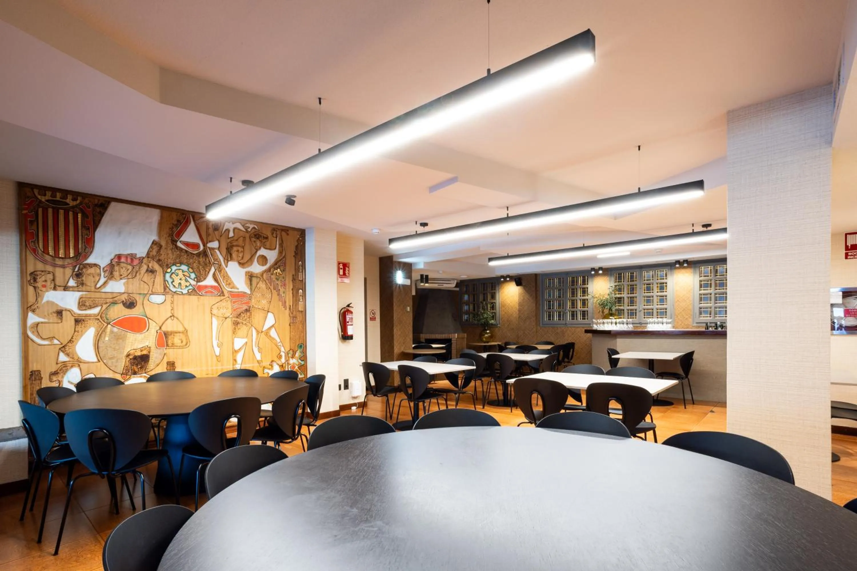 Restaurant/places to eat in Hotel Tibur