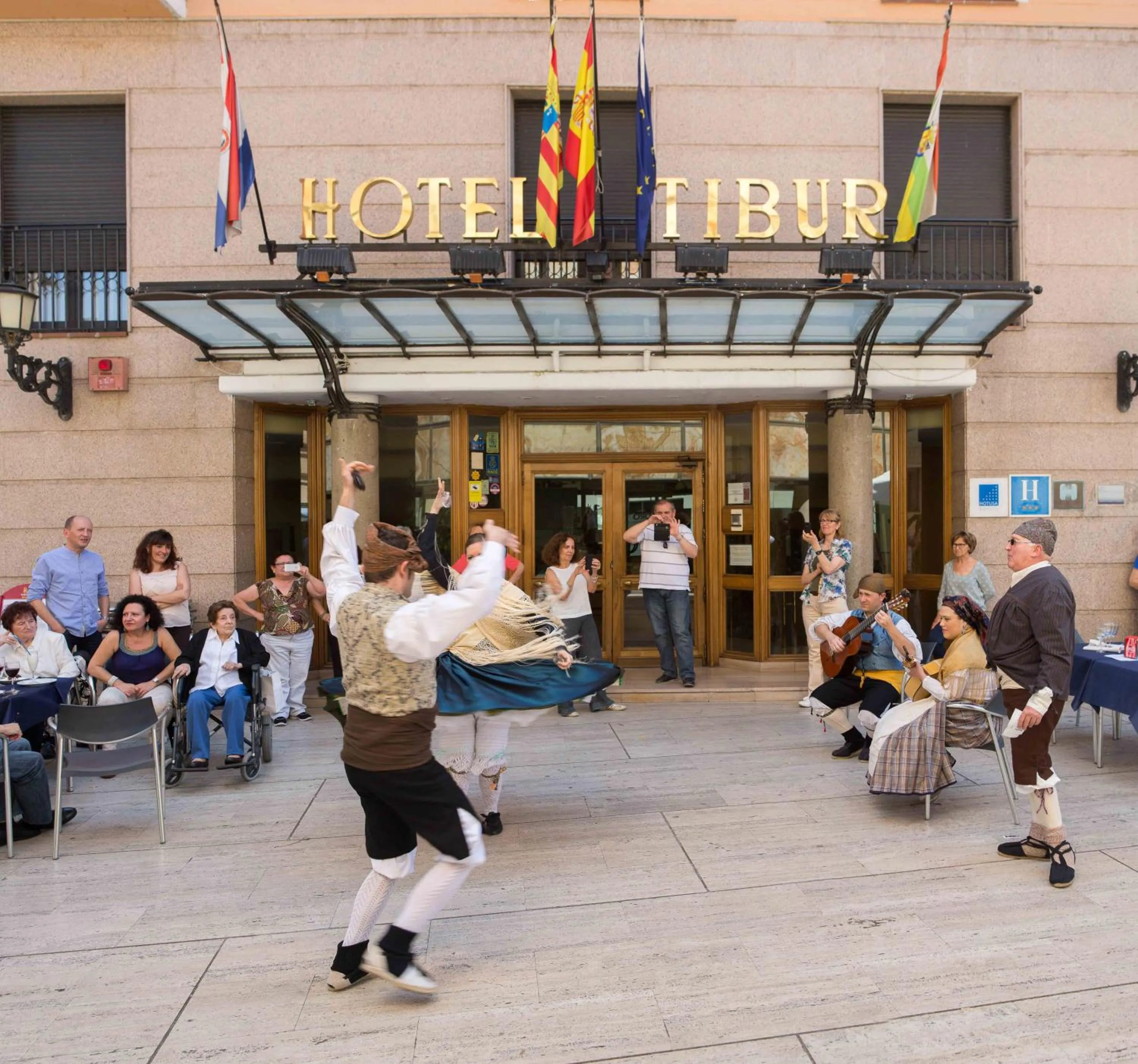 Facade/entrance in Hotel Tibur