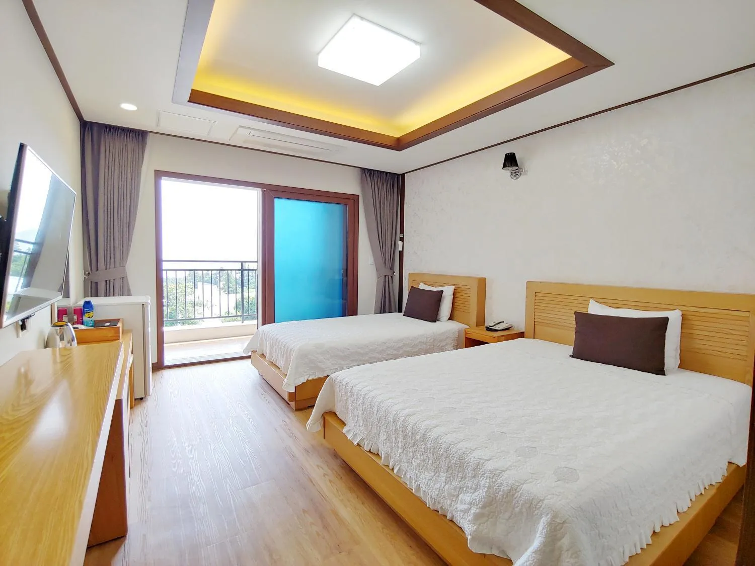 Bed in Fellisia Hotel