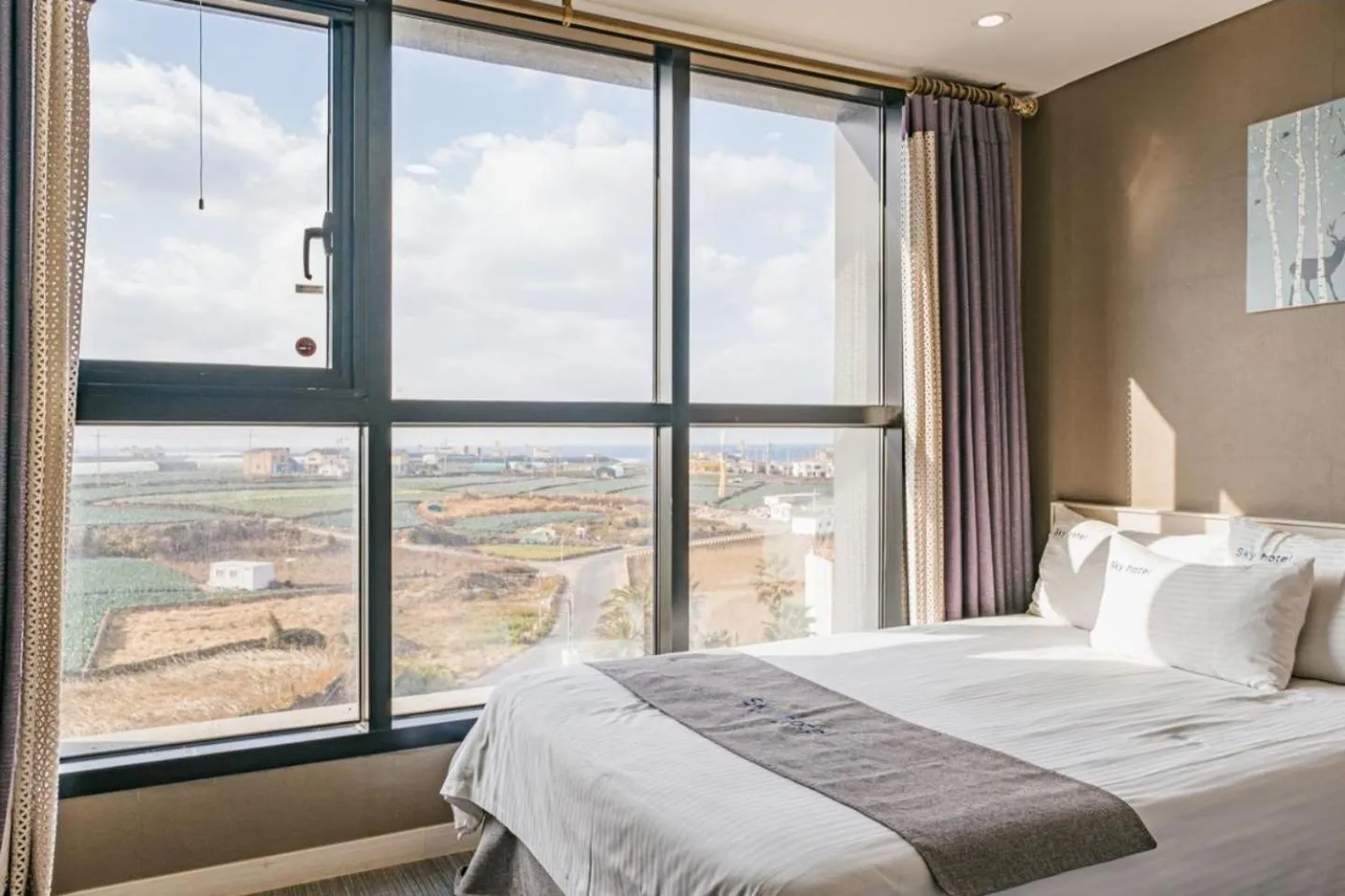 Bed in jeju skyhotel