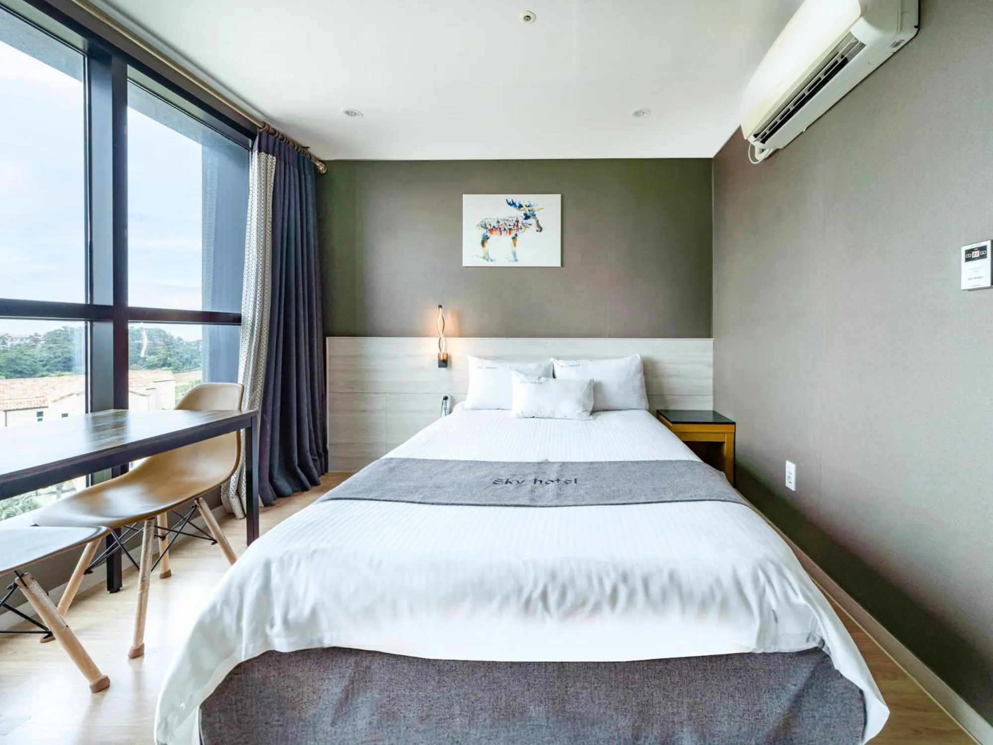 Bed in jeju skyhotel