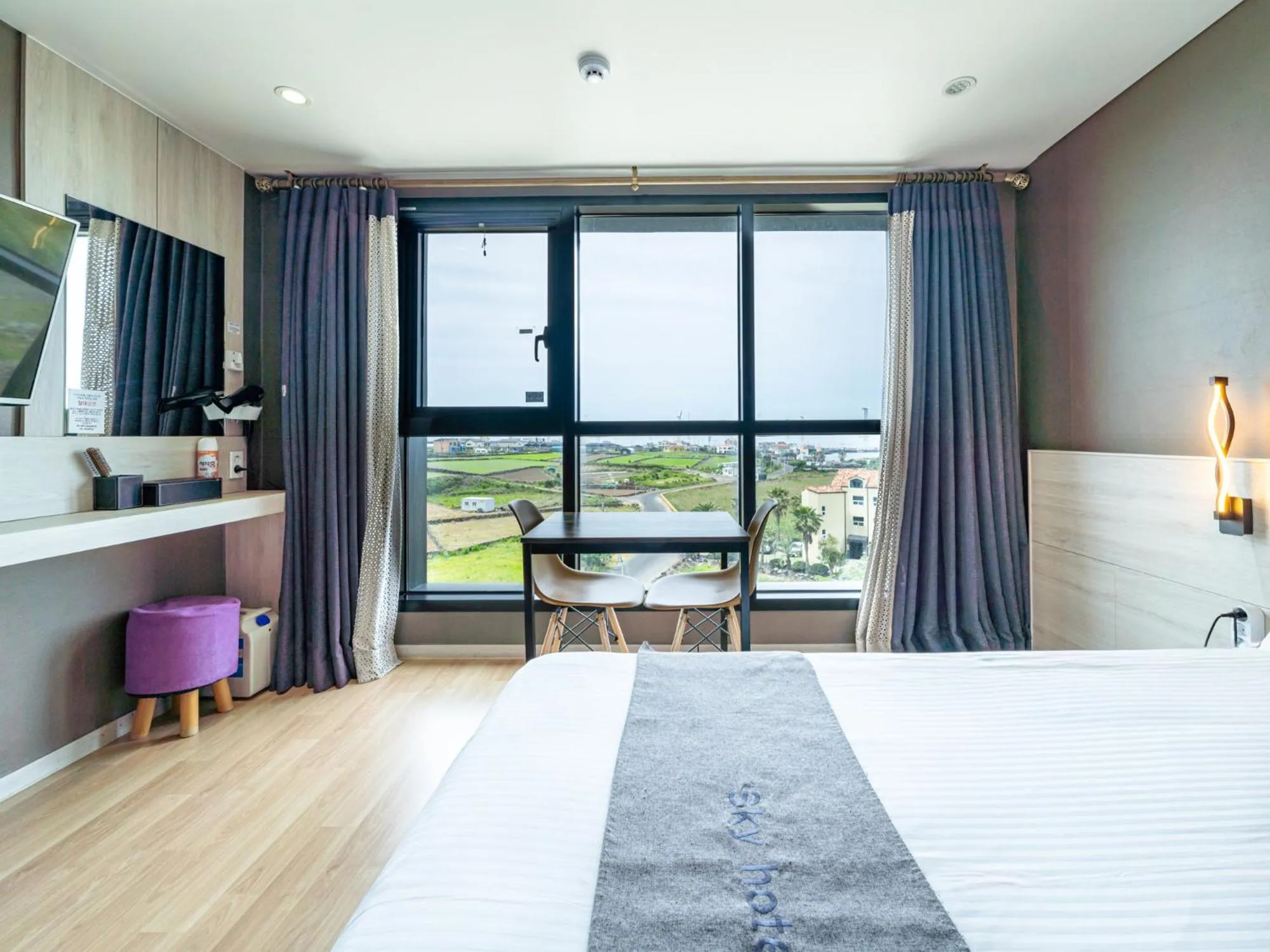 Bed in jeju skyhotel
