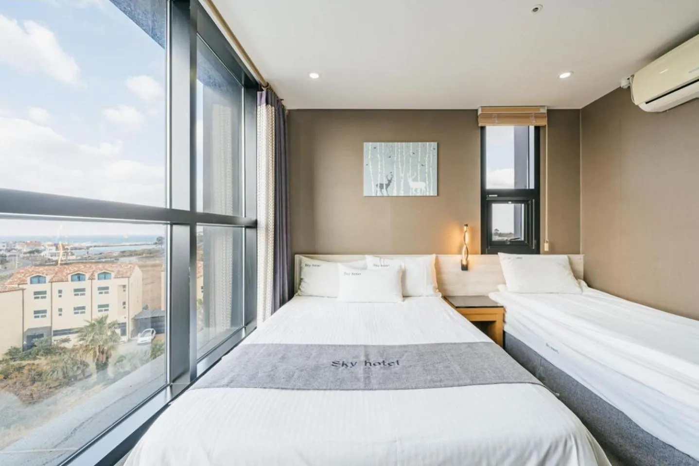 Bed in jeju skyhotel