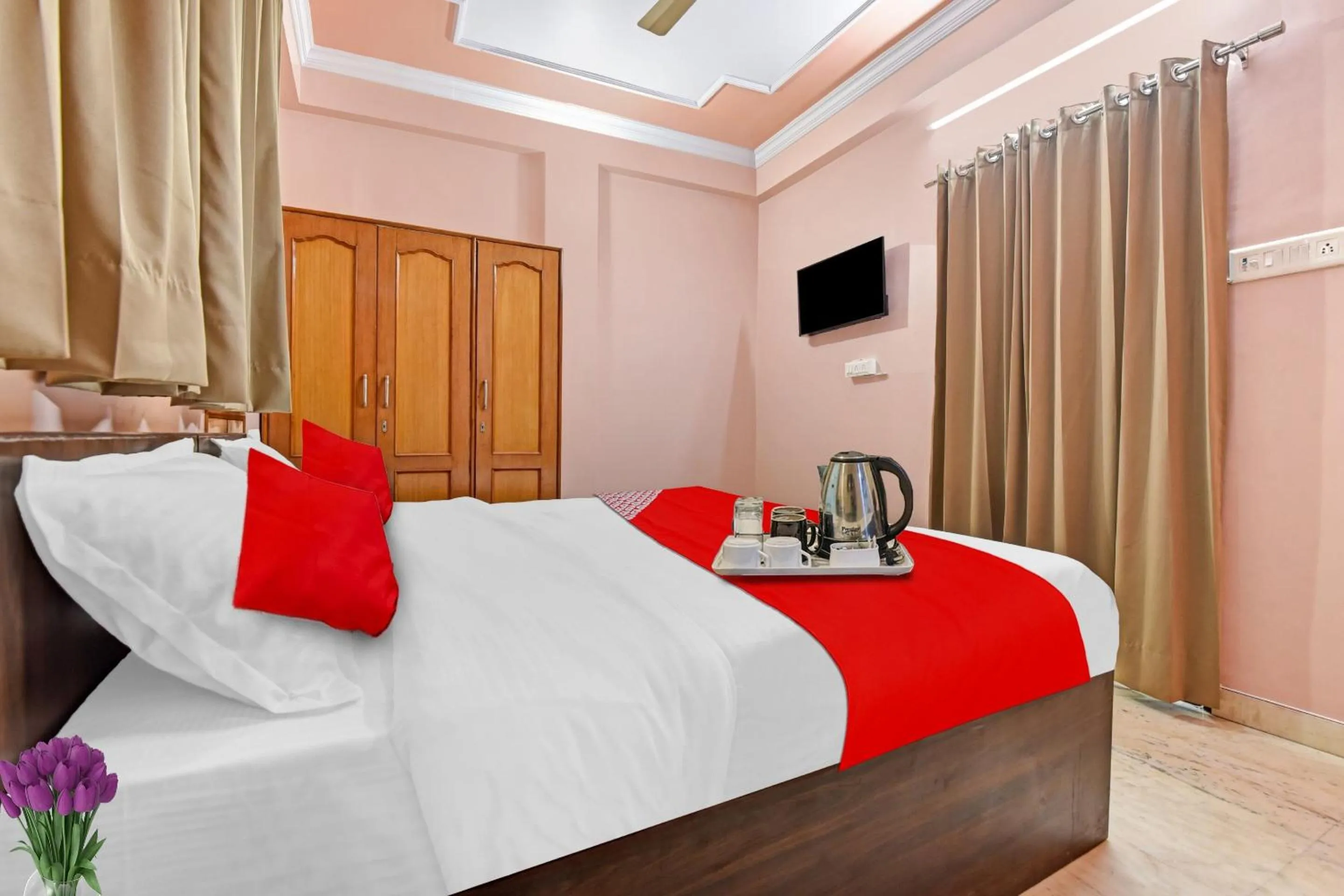 Bedroom in Hotel O Regal Stay