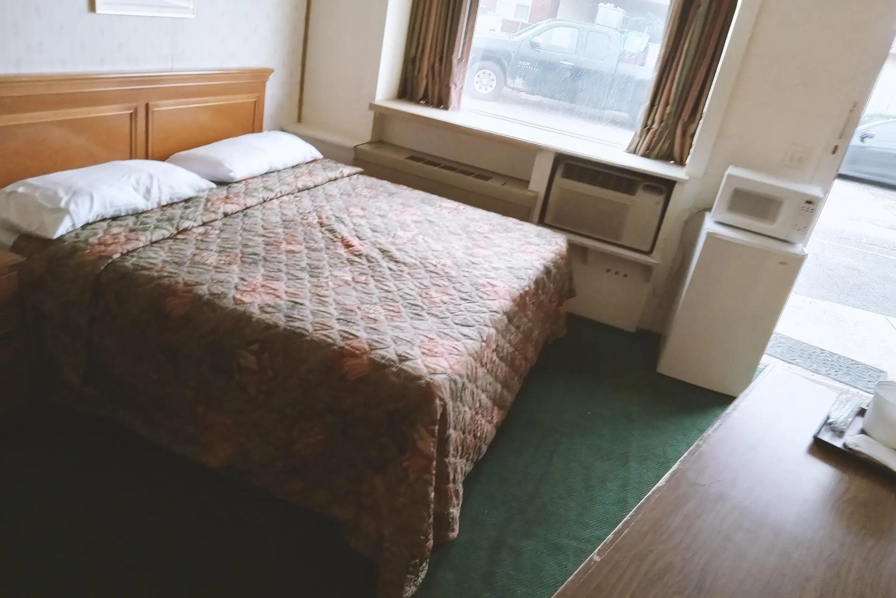 Bedroom in Blue Way Inn & Suites Winfield