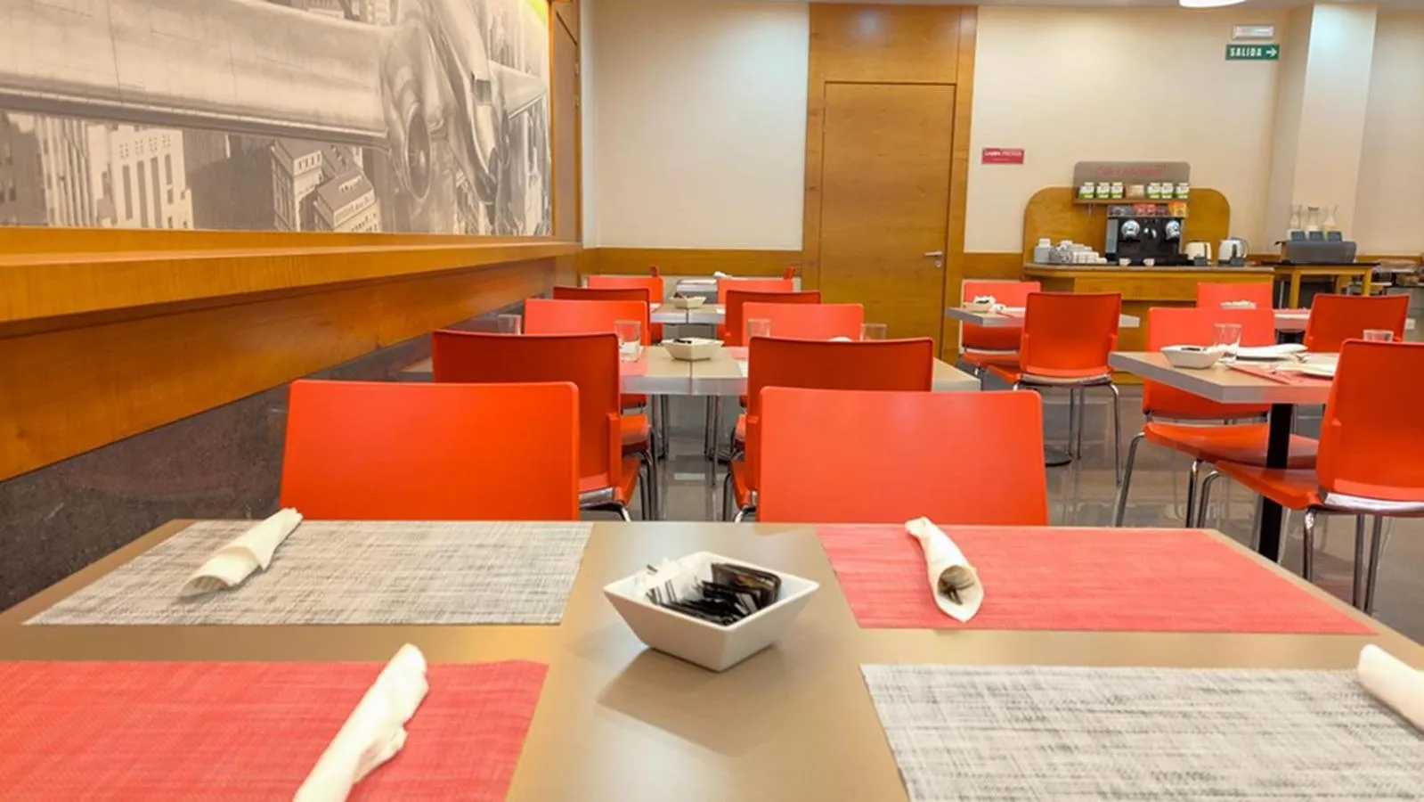 Buffet breakfast in Hotel Condes de Haro