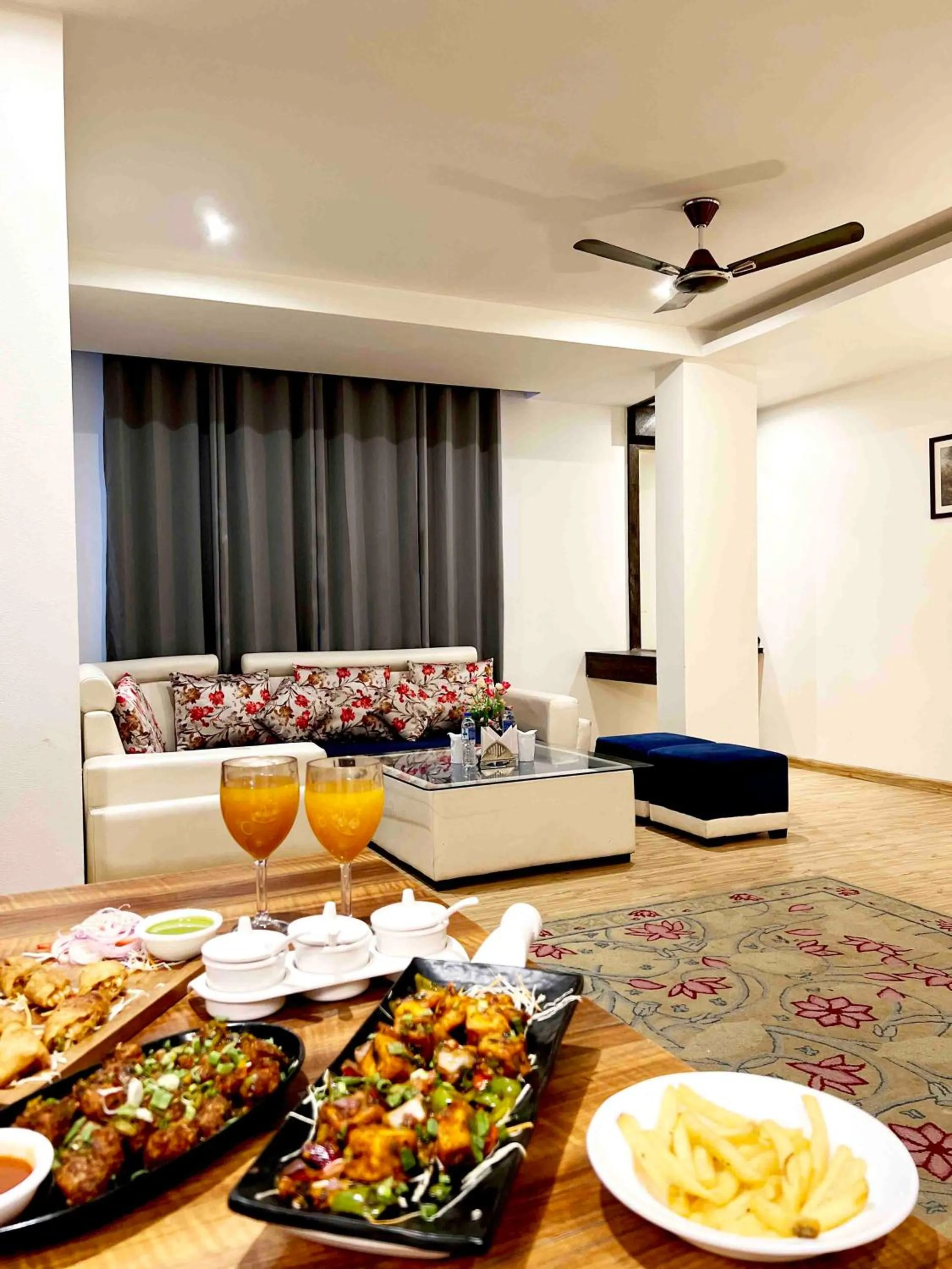 Hotel Shoba Estate Delhi Airport