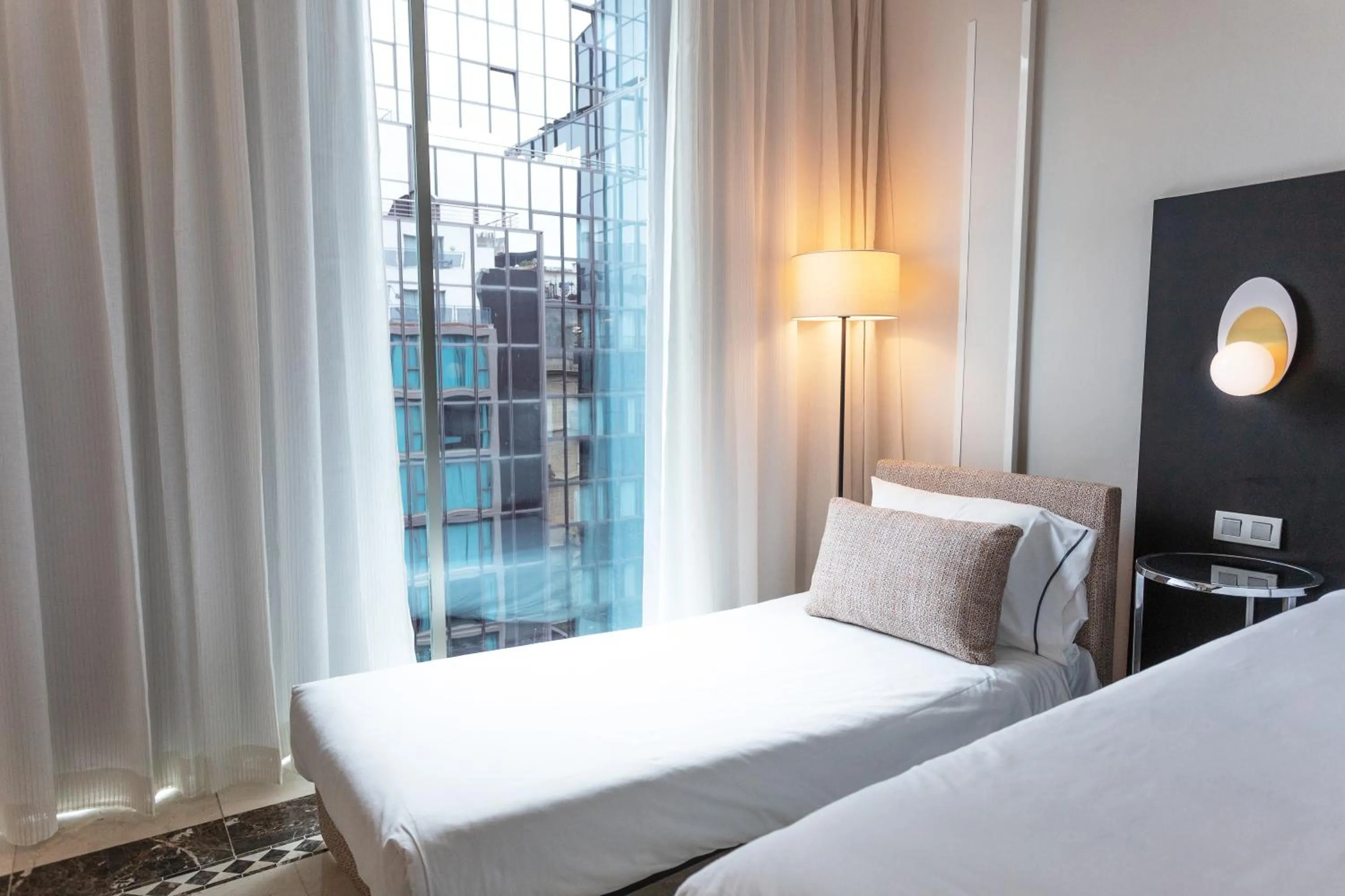 Bed in Eurostars Cristal Palace