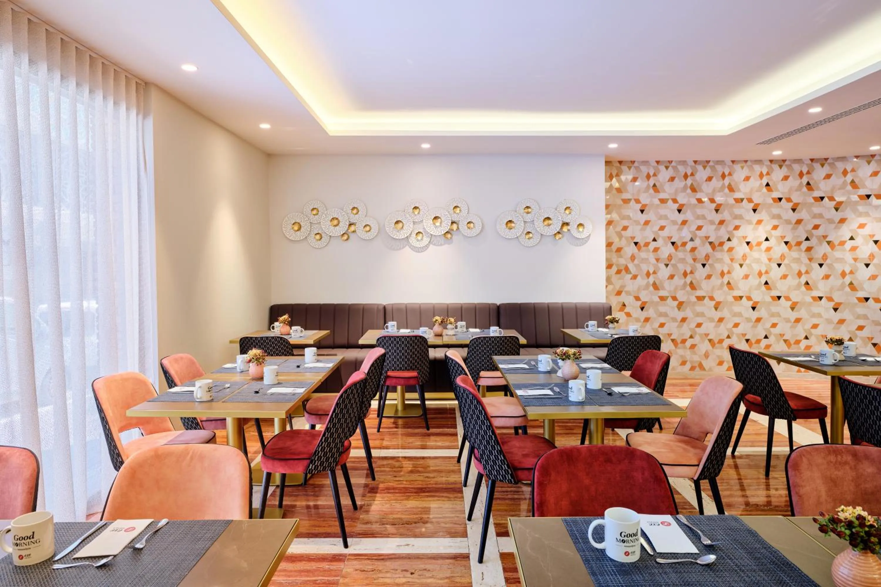 Restaurant/places to eat in Exe Mitre