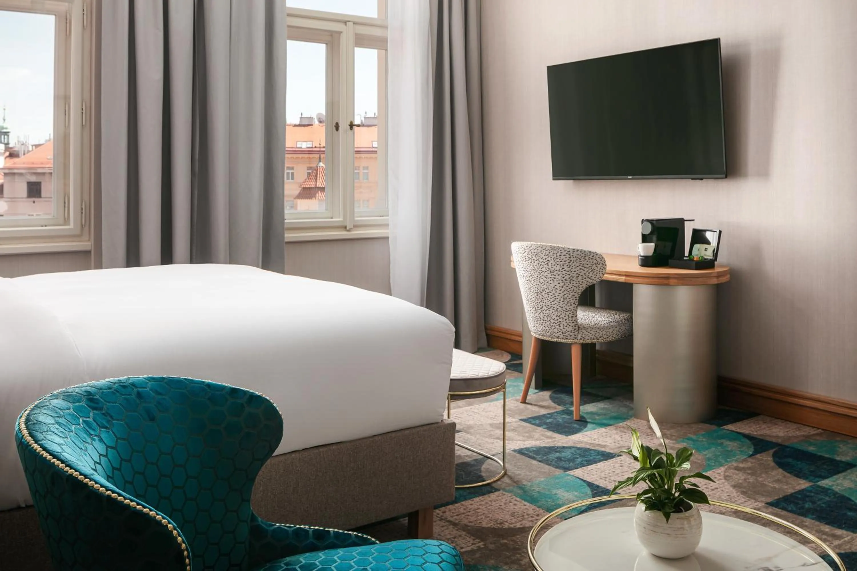 TV and multimedia, Bed in Allure Hotel & Residence Prague