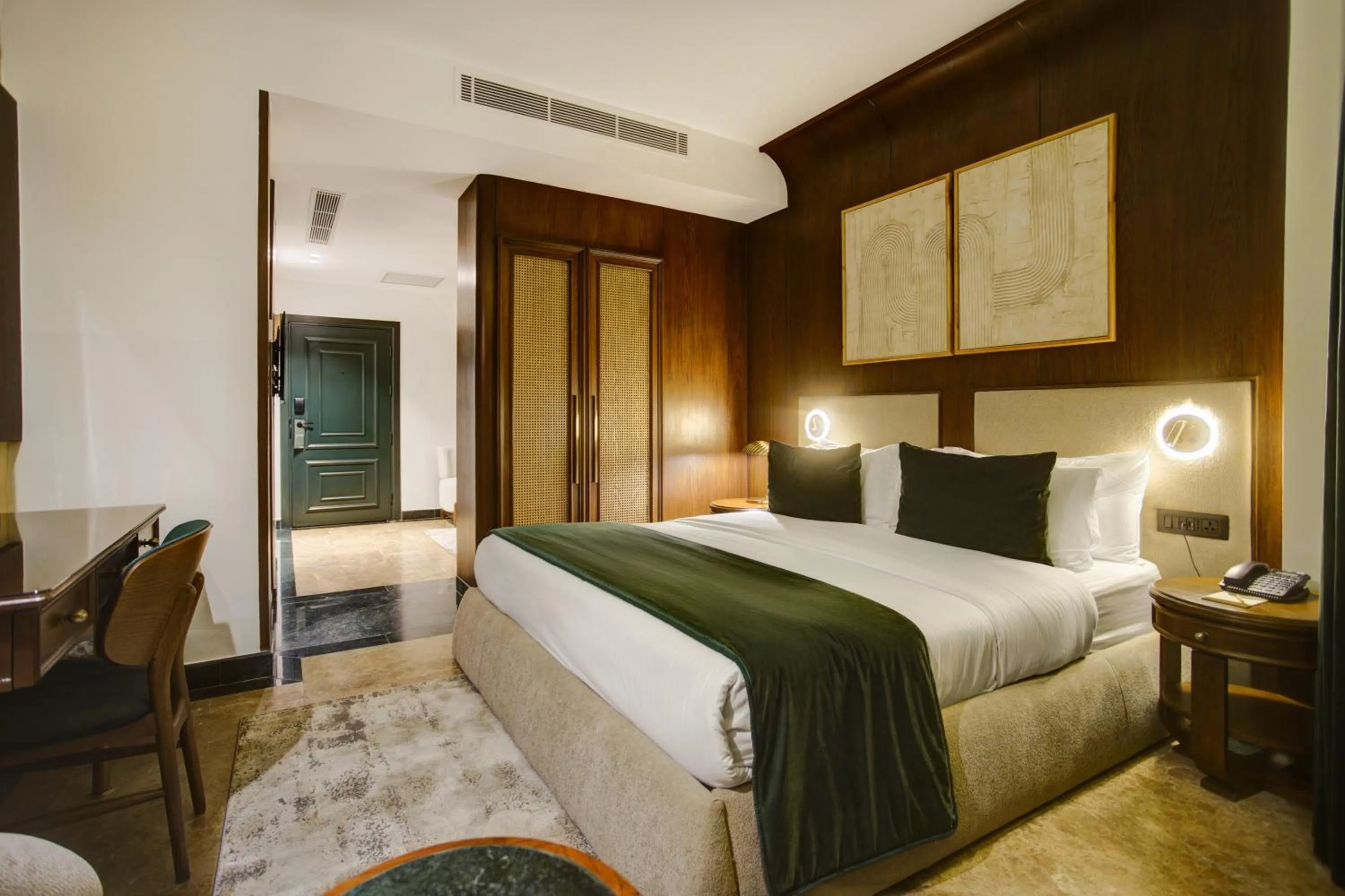 Photo of the whole room in Bratus Hotel