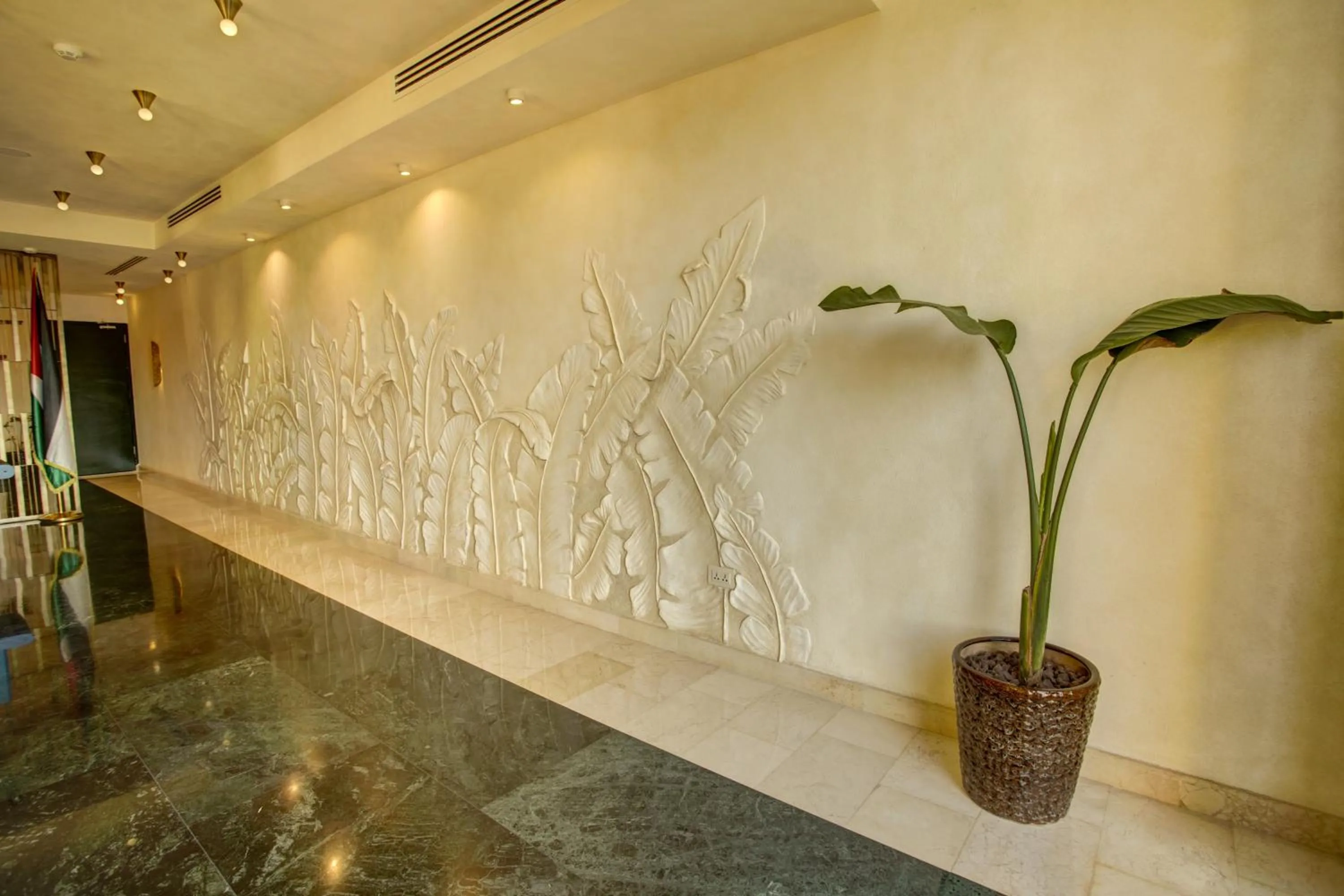 Lobby or reception in Bratus Hotel