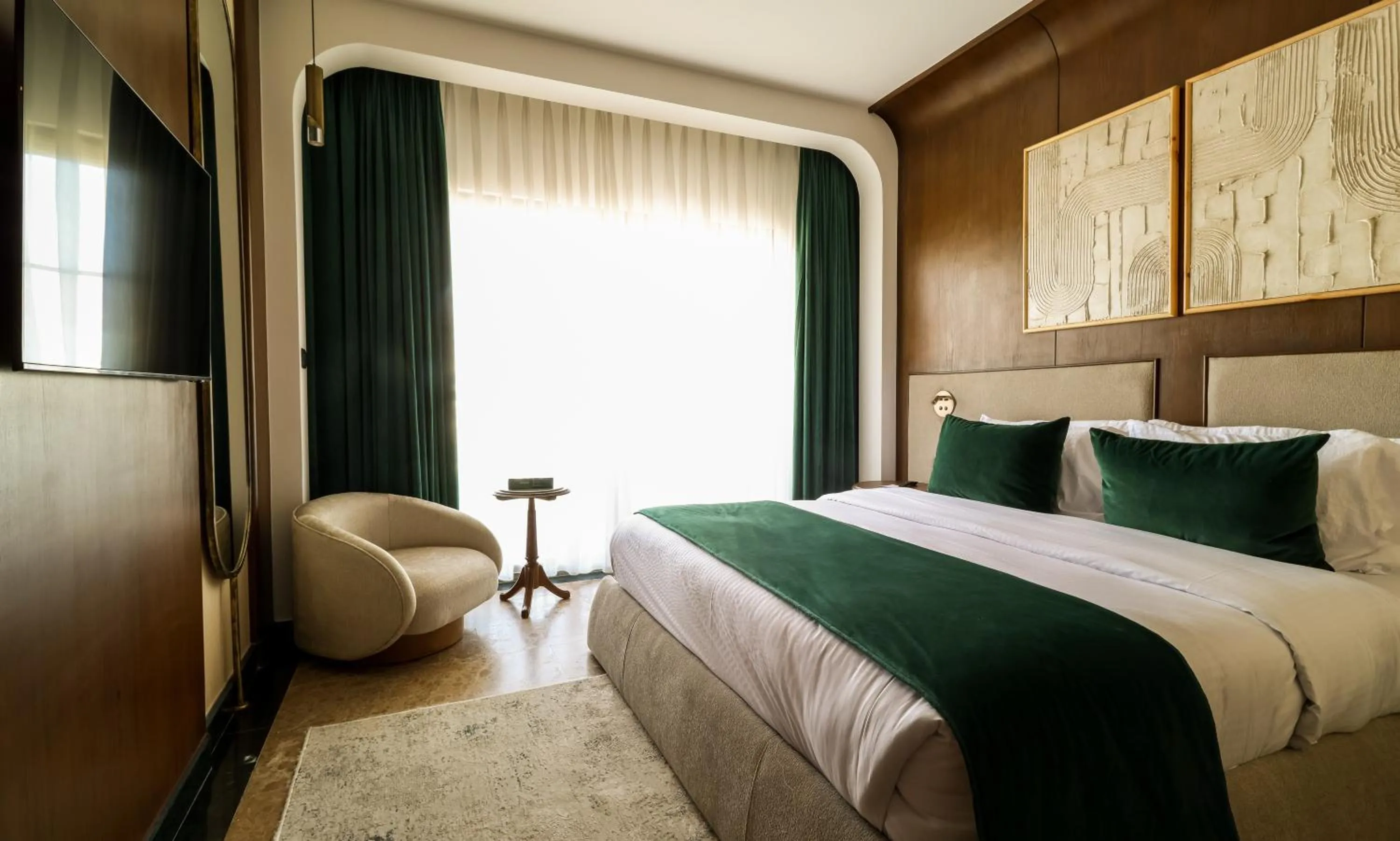 Bedroom in Bratus Hotel