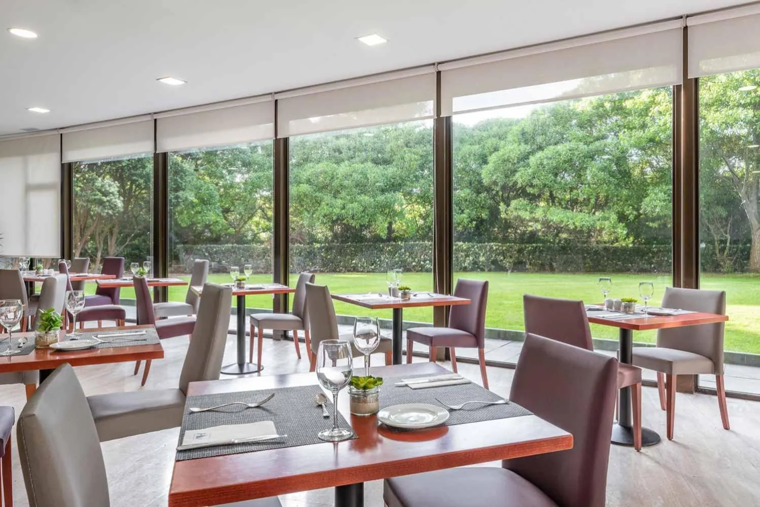 Restaurant/places to eat in Eurostars Ciudad de La Coruña