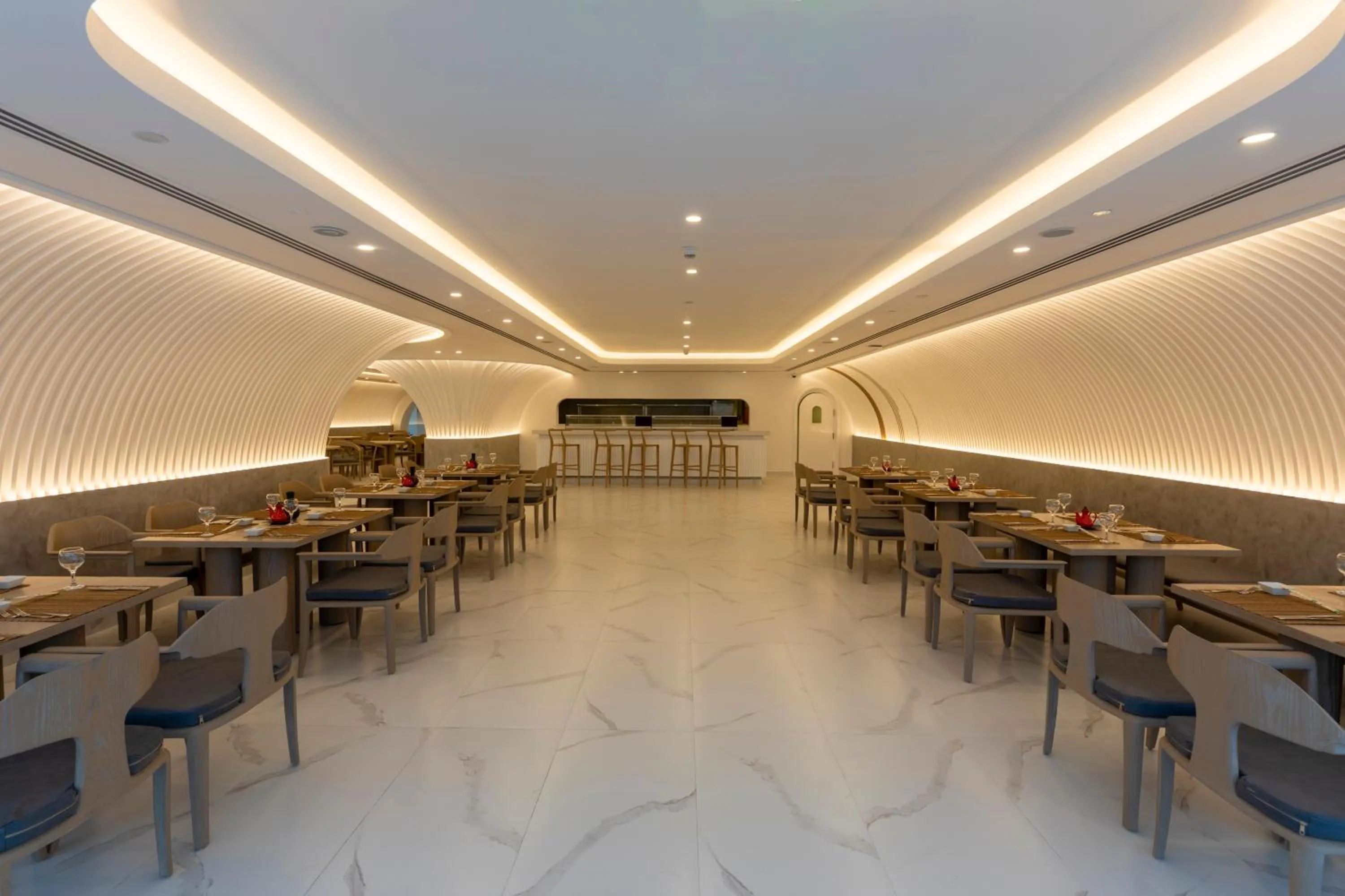 Restaurant/places to eat in White Hills Resort