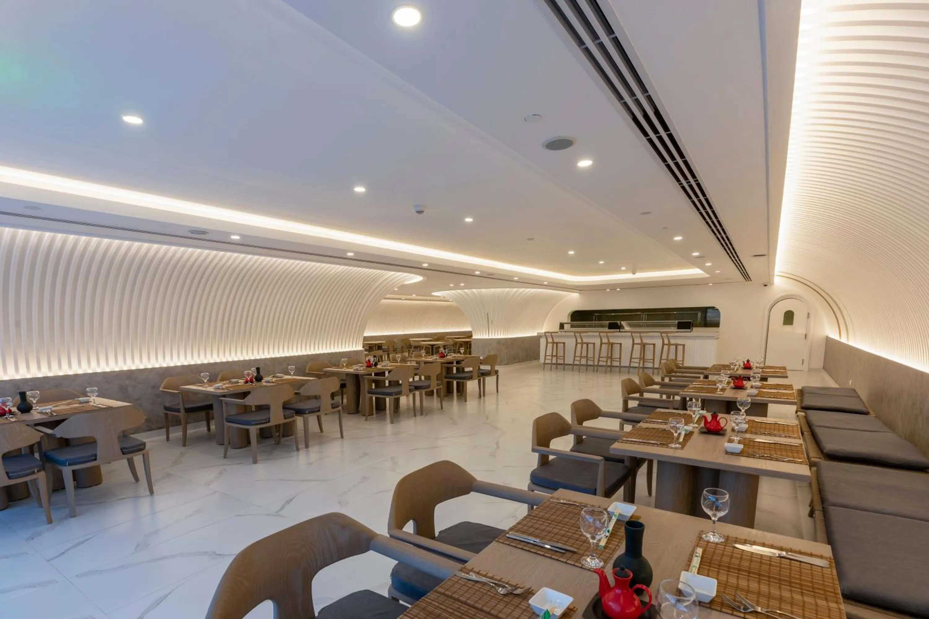 Restaurant/places to eat in White Hills Resort