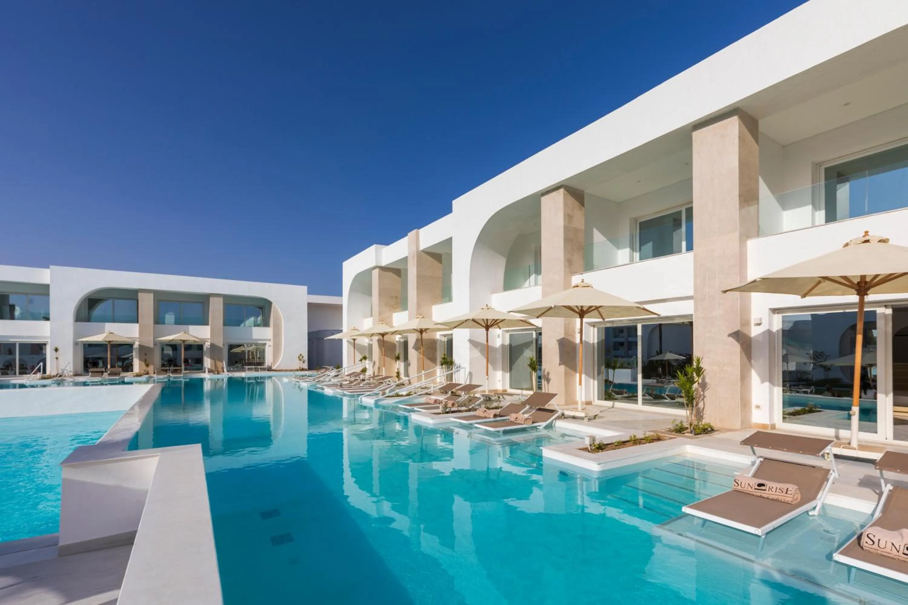 Pool view in White Hills Resort