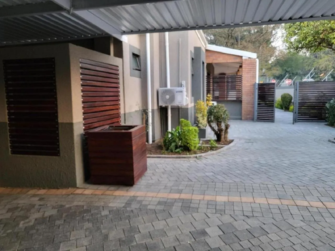 Patio in @ 21 Guest House