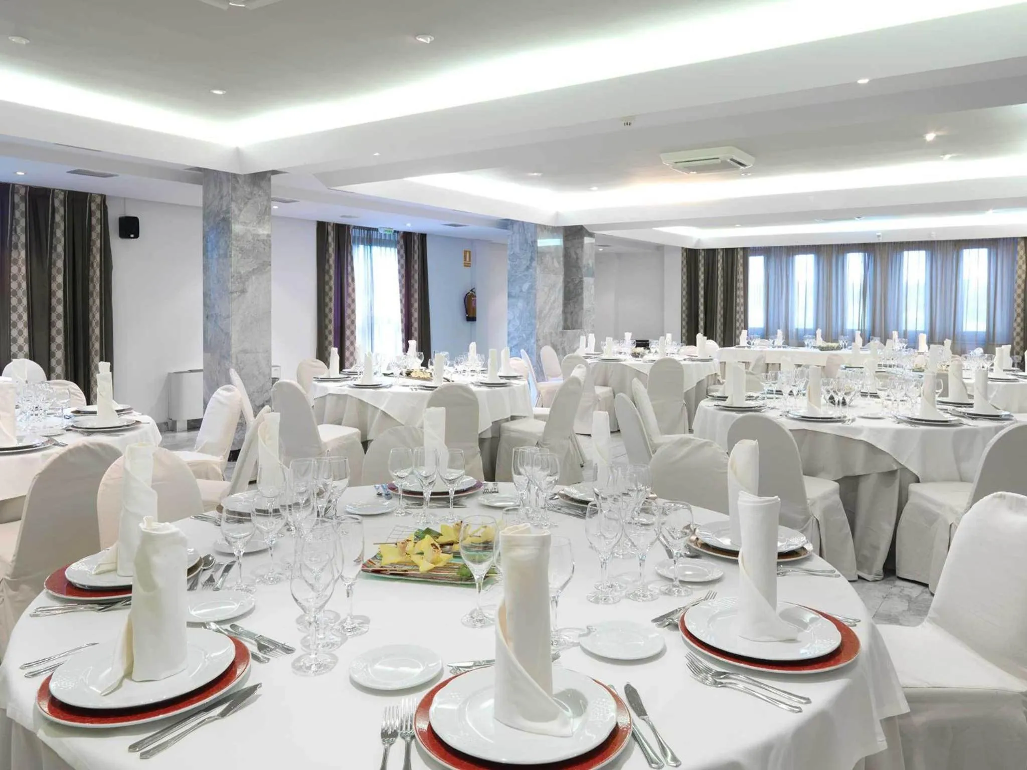 Restaurant/places to eat in Exe Auriense