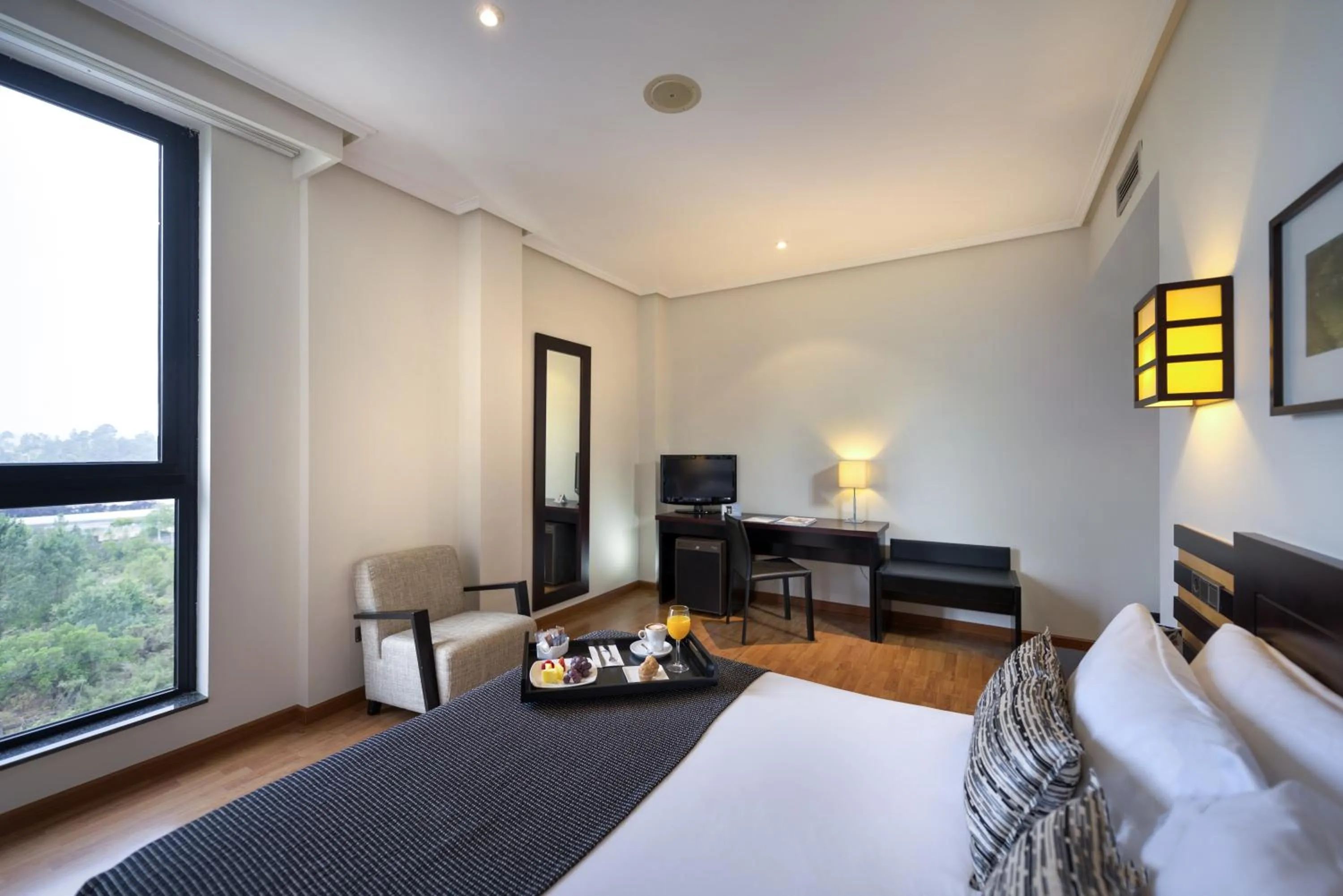 Photo of the whole room, Bed in Exe Auriense