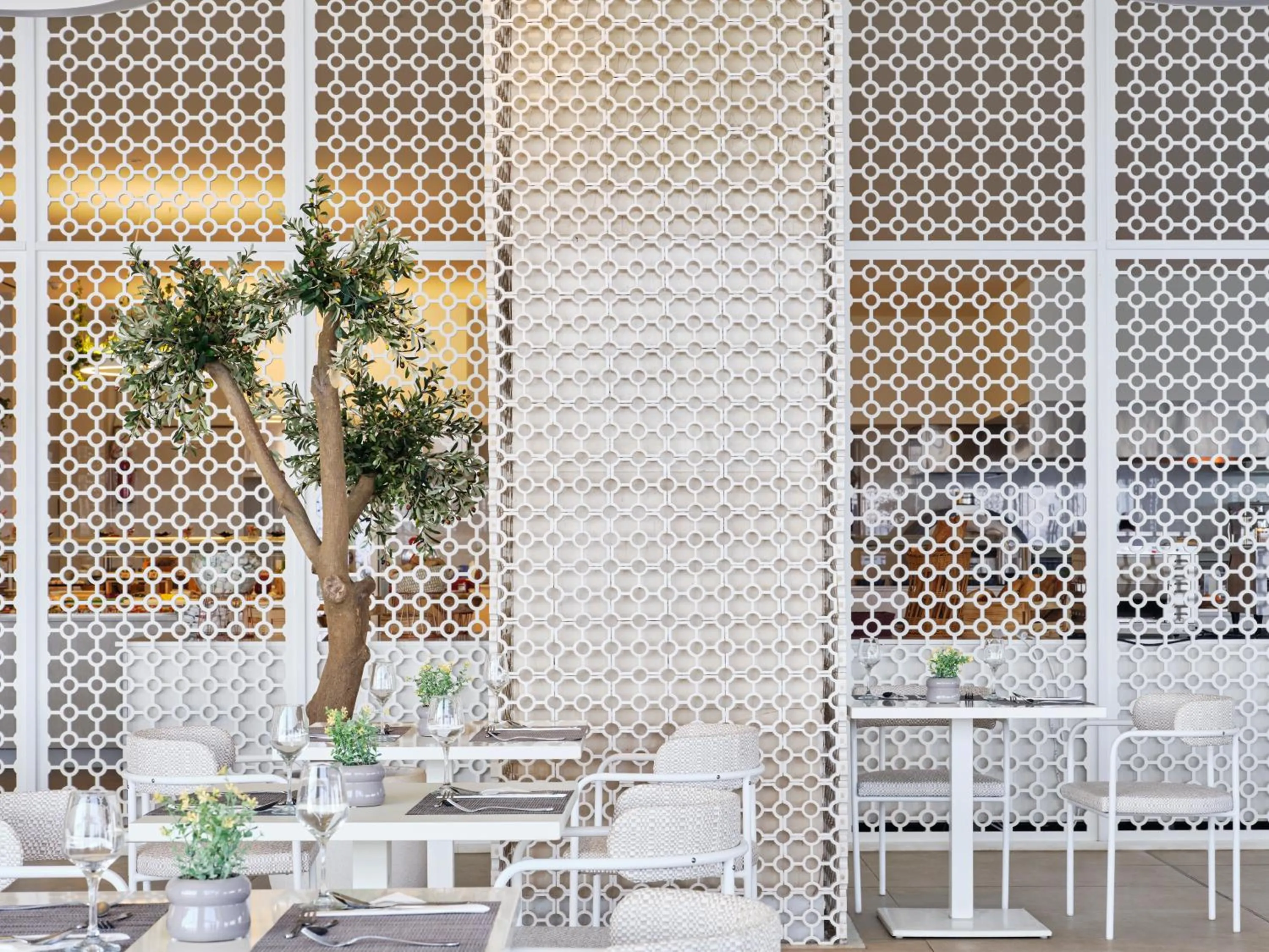 Restaurant/places to eat in Atlantica Nissaki Beach - Adults Only