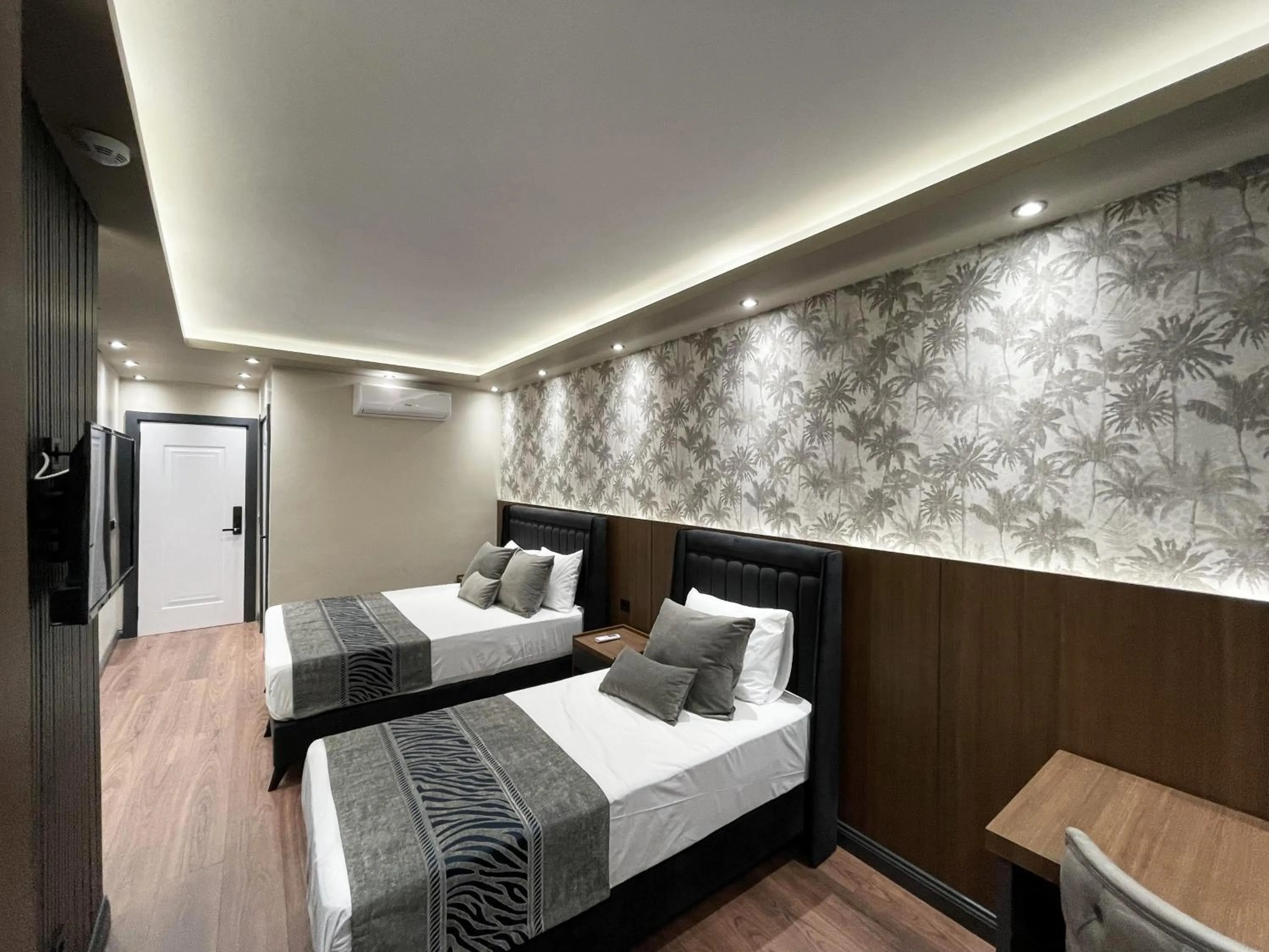 TV and multimedia, Bed in GRAND ÜSKÜDAR OTEL