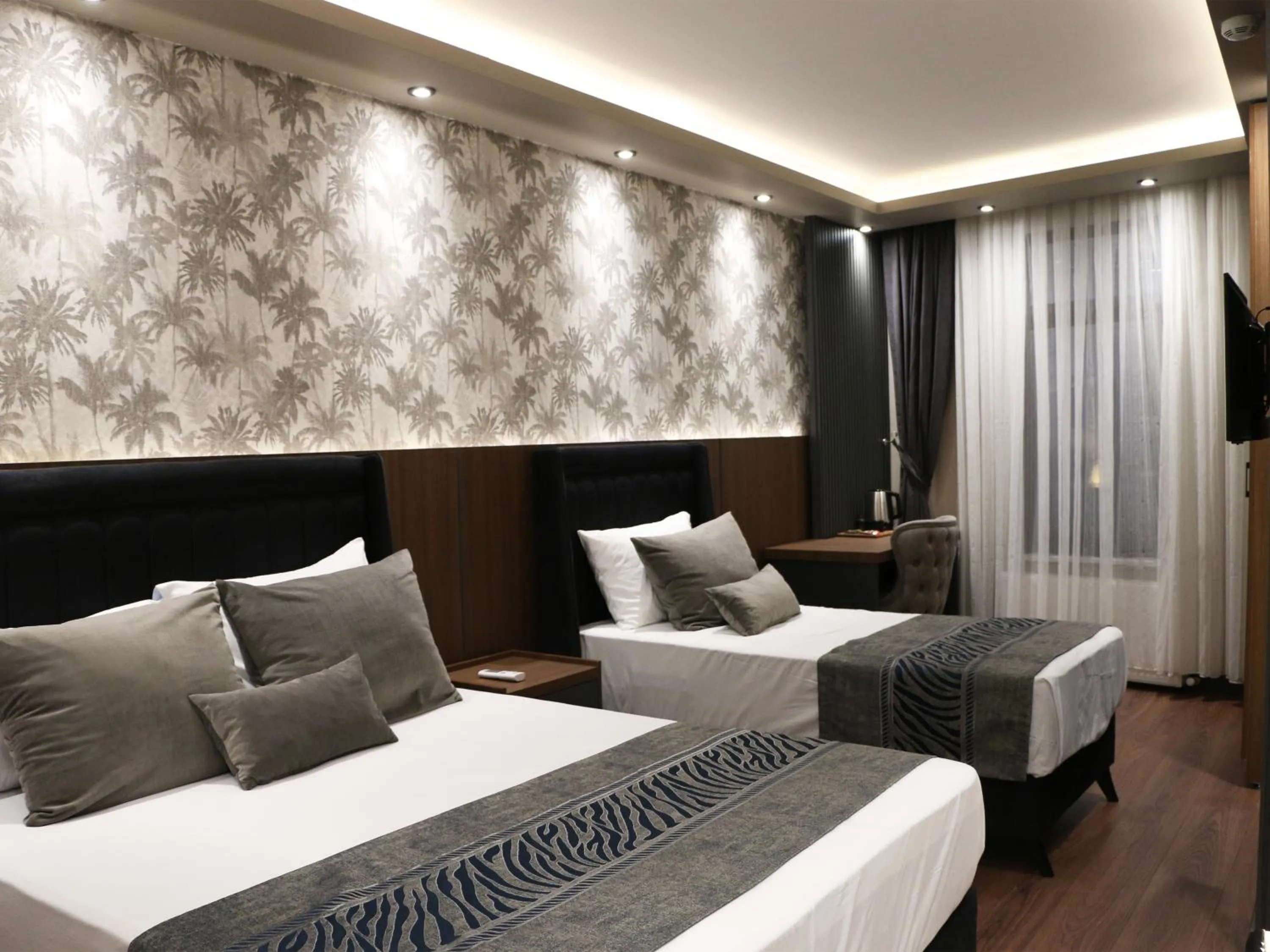 Bed in GRAND ÜSKÜDAR OTEL