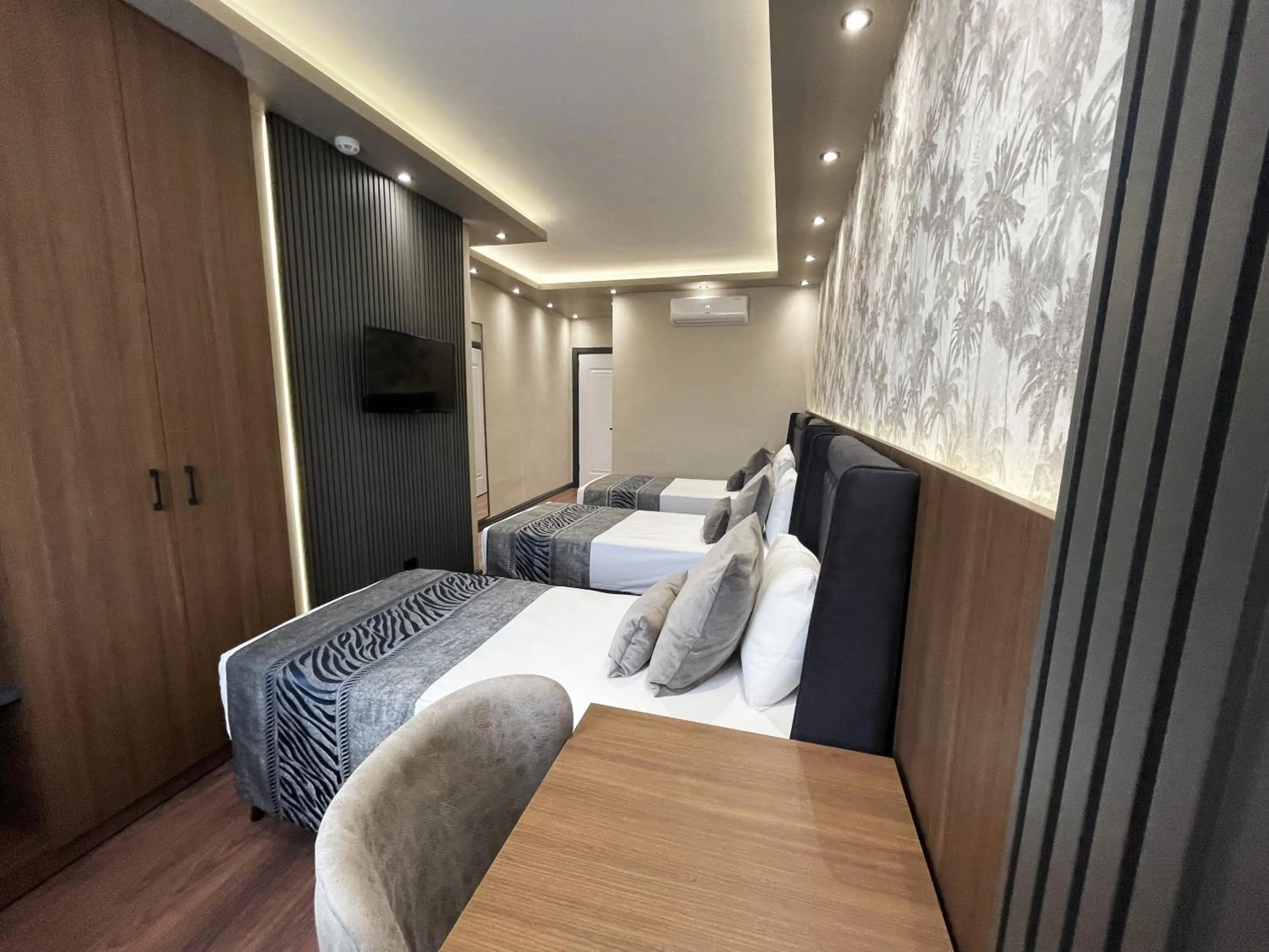 Bedroom, Bed in GRAND ÜSKÜDAR OTEL